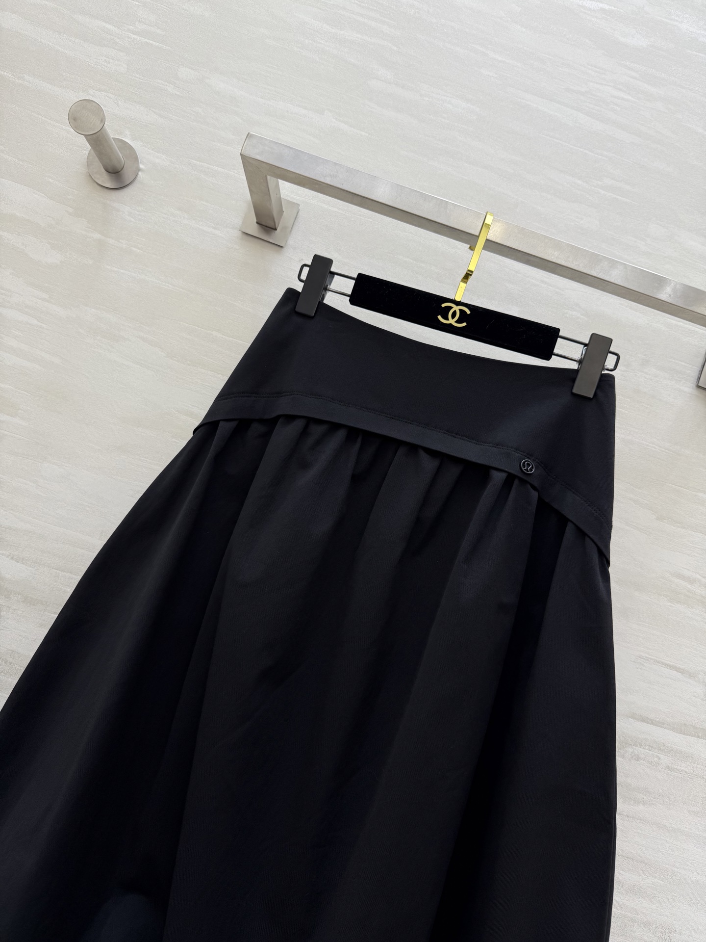 #Moncle²⁶新款 花苞式半身裙 高品质定制 现货首发size：26/27/28/29/30（26码