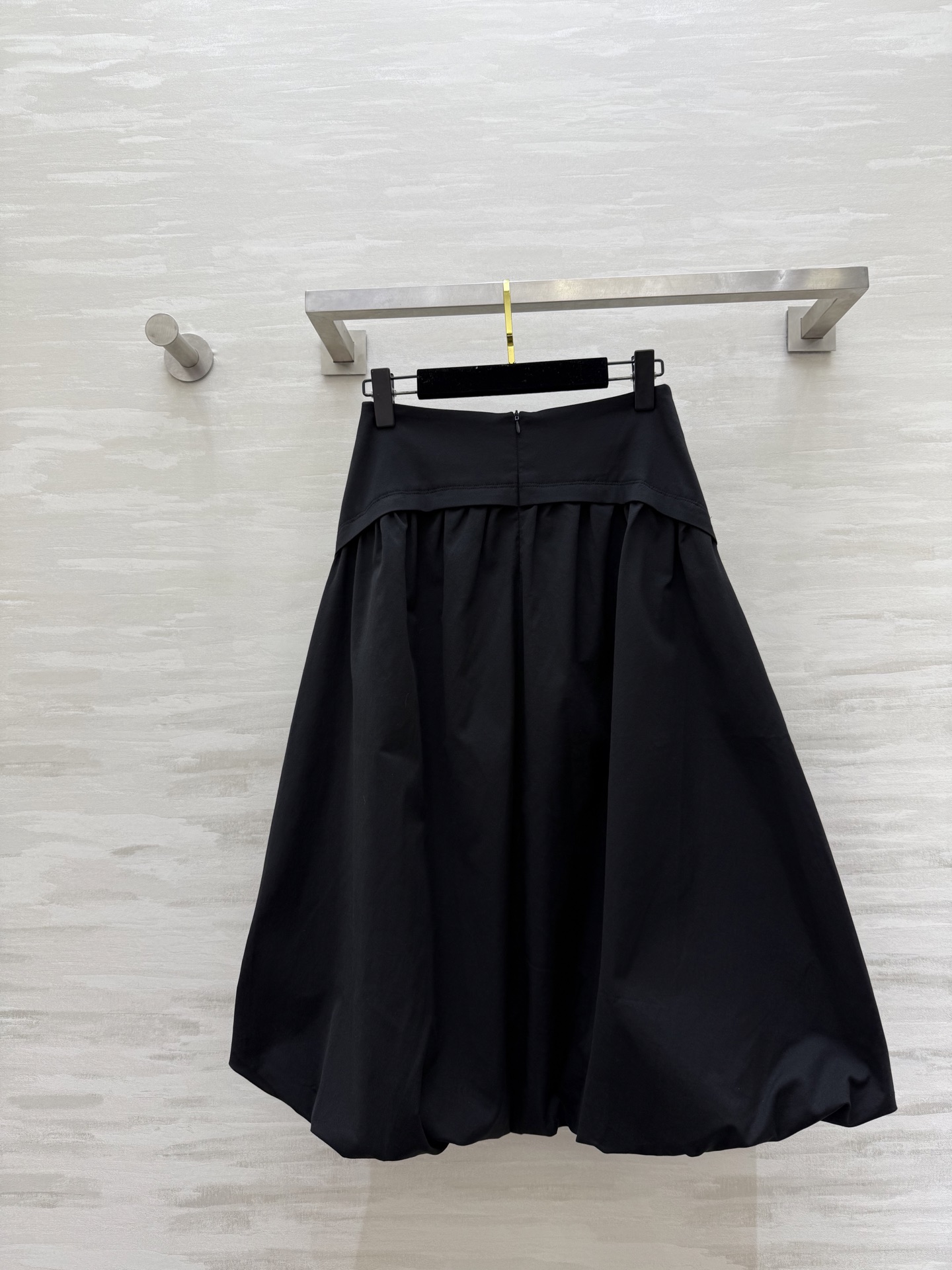 #Moncle²⁶新款 花苞式半身裙 高品质定制 现货首发size：26/27/28/29/30（26码