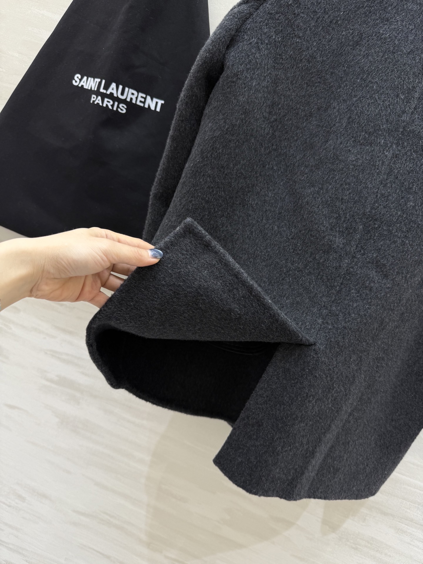 #ysl 双面羊毛呢西装外套 高品质定制 现货首发size：S/M/L/XL（S码肩宽：40，胸围：11