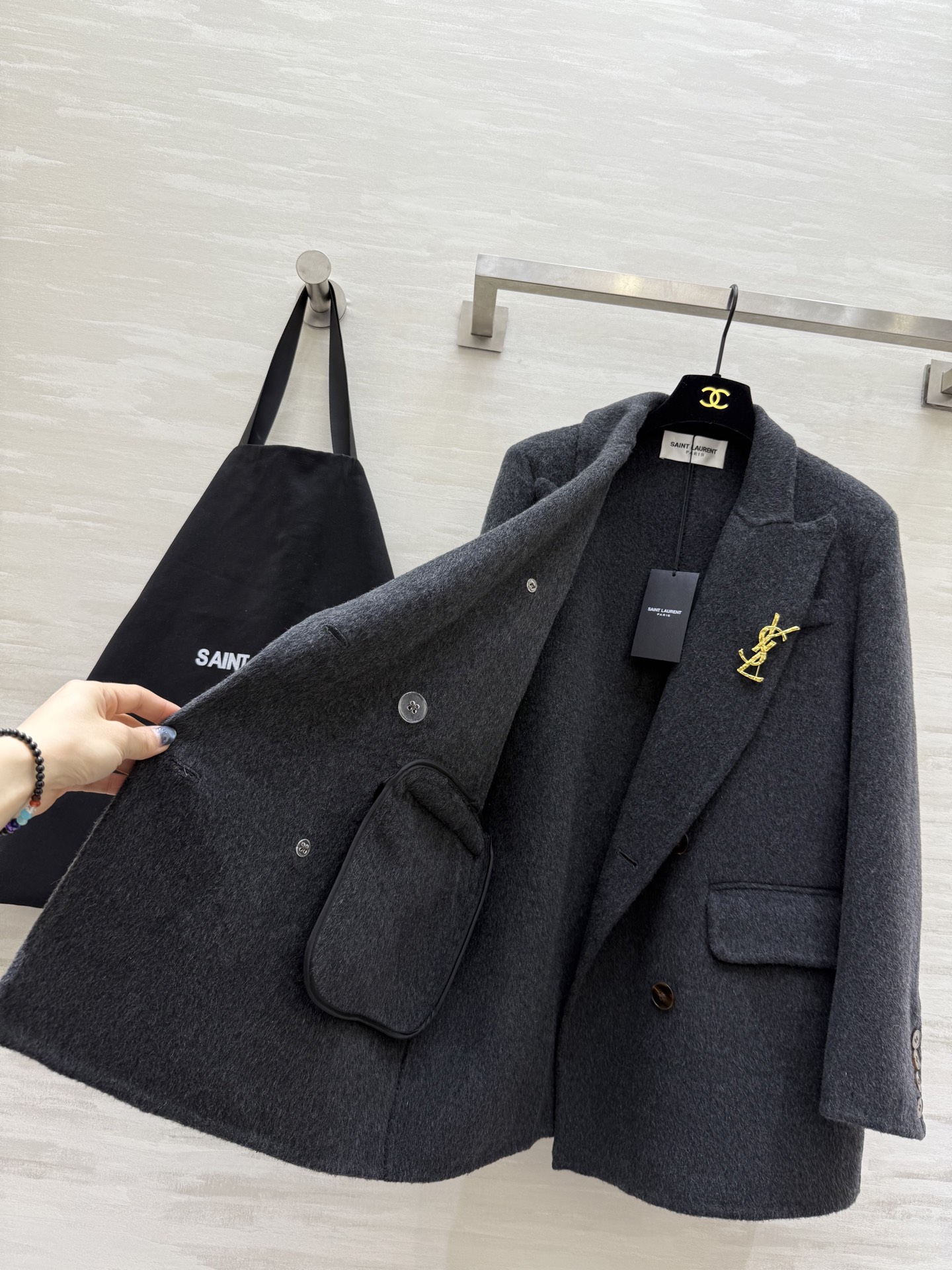 #ysl 双面羊毛呢西装外套 高品质定制 现货首发size：S/M/L/XL（S码肩宽：40，胸围：11