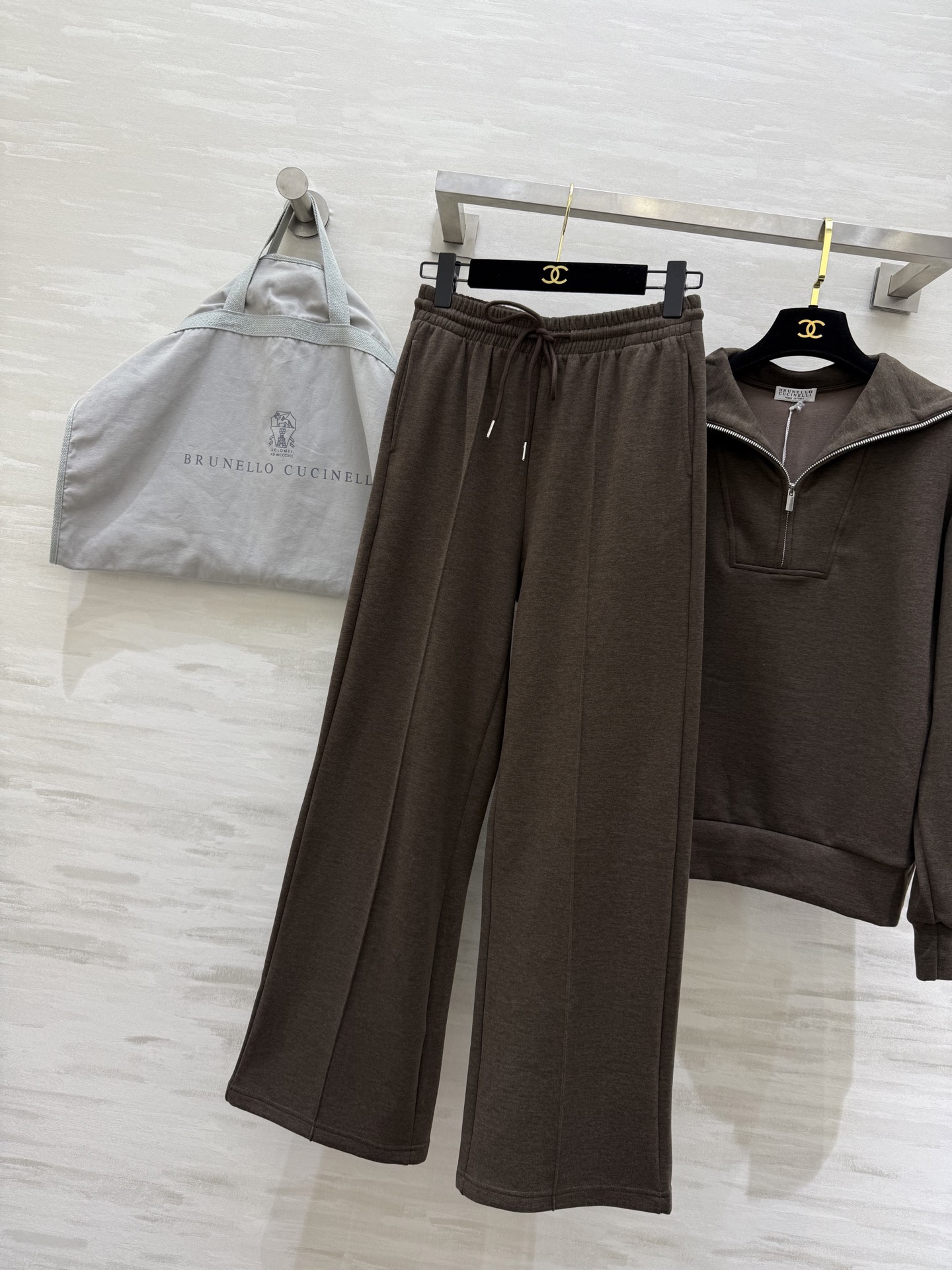 Brunello Cucinell♡拉链卫衣套装 简约宽松设计 棉质面料 柔软舒适 适合日常或休闲场合穿