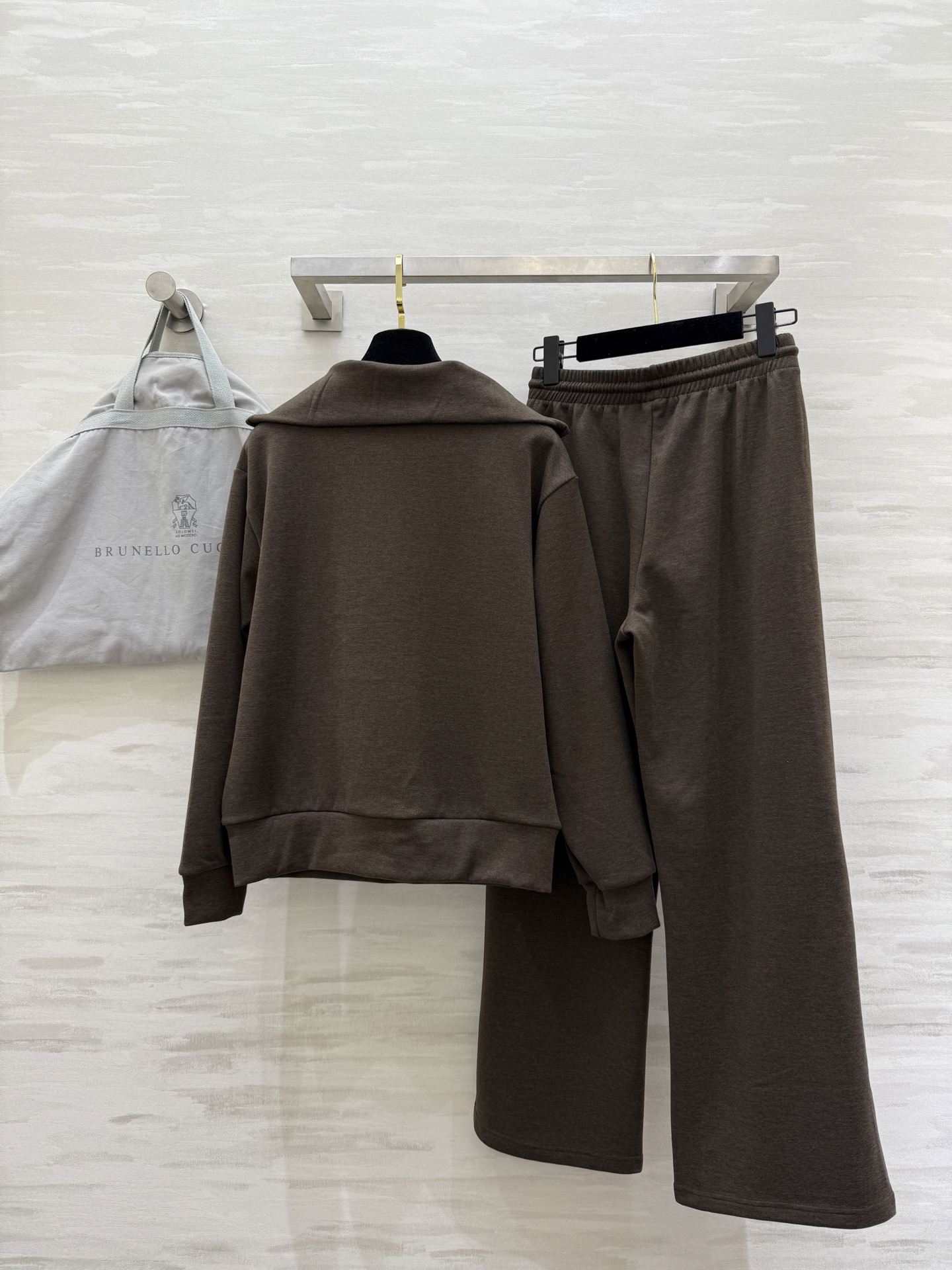 Brunello Cucinell♡拉链卫衣套装 简约宽松设计 棉质面料 柔软舒适 适合日常或休闲场合穿
