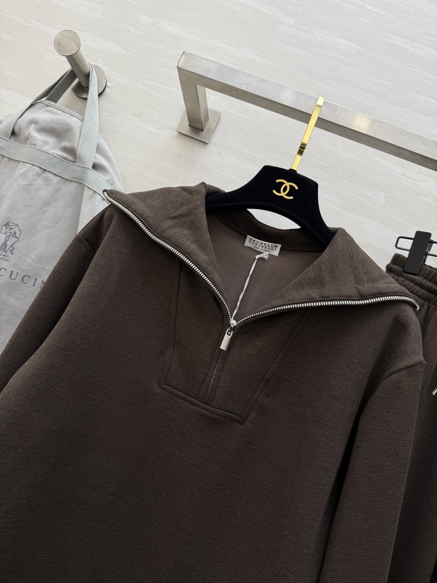 Brunello Cucinell♡拉链卫衣套装 简约宽松设计 棉质面料 柔软舒适 适合日常或休闲场合穿