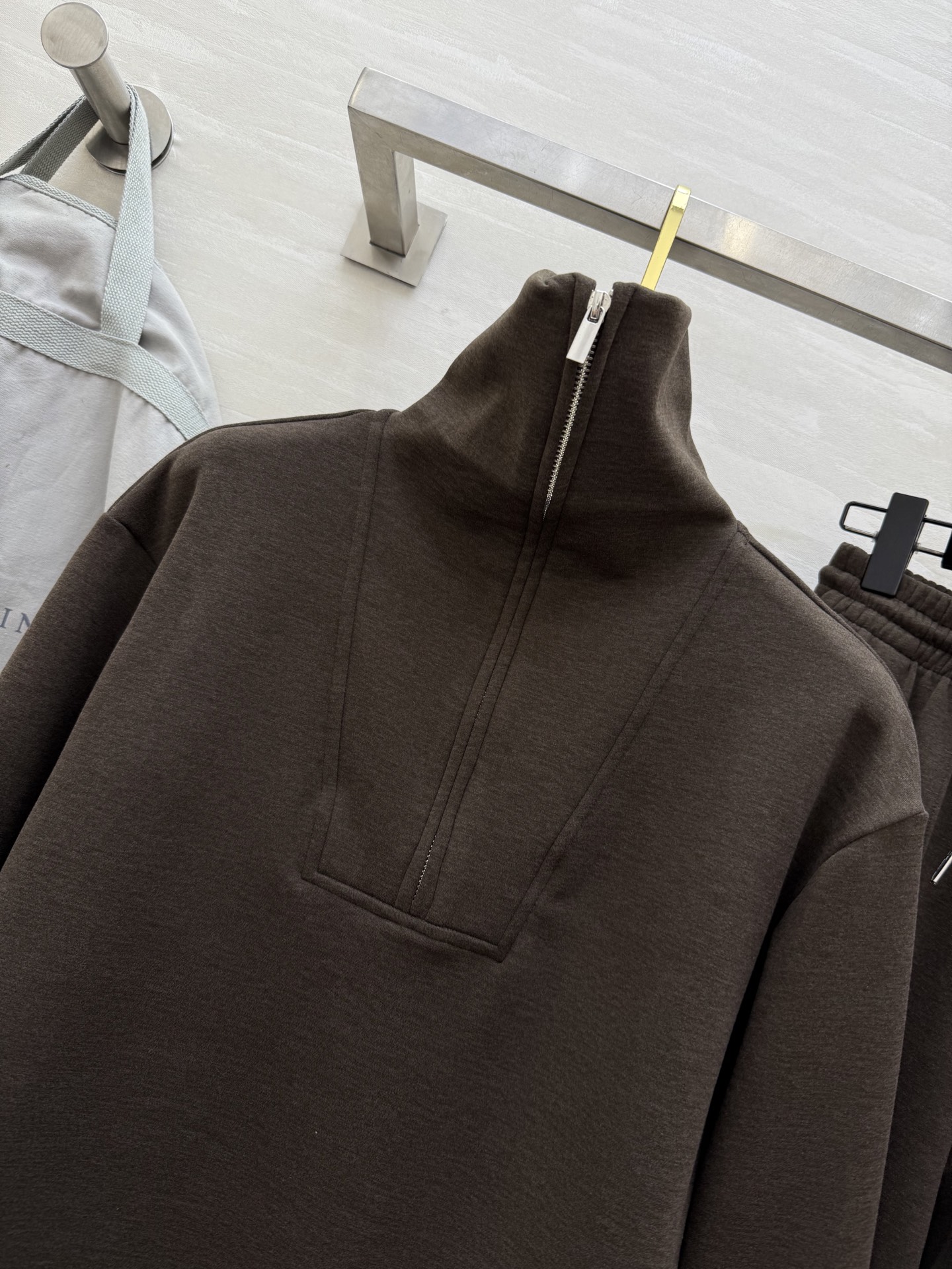 Brunello Cucinell♡拉链卫衣套装 简约宽松设计 棉质面料 柔软舒适 适合日常或休闲场合穿