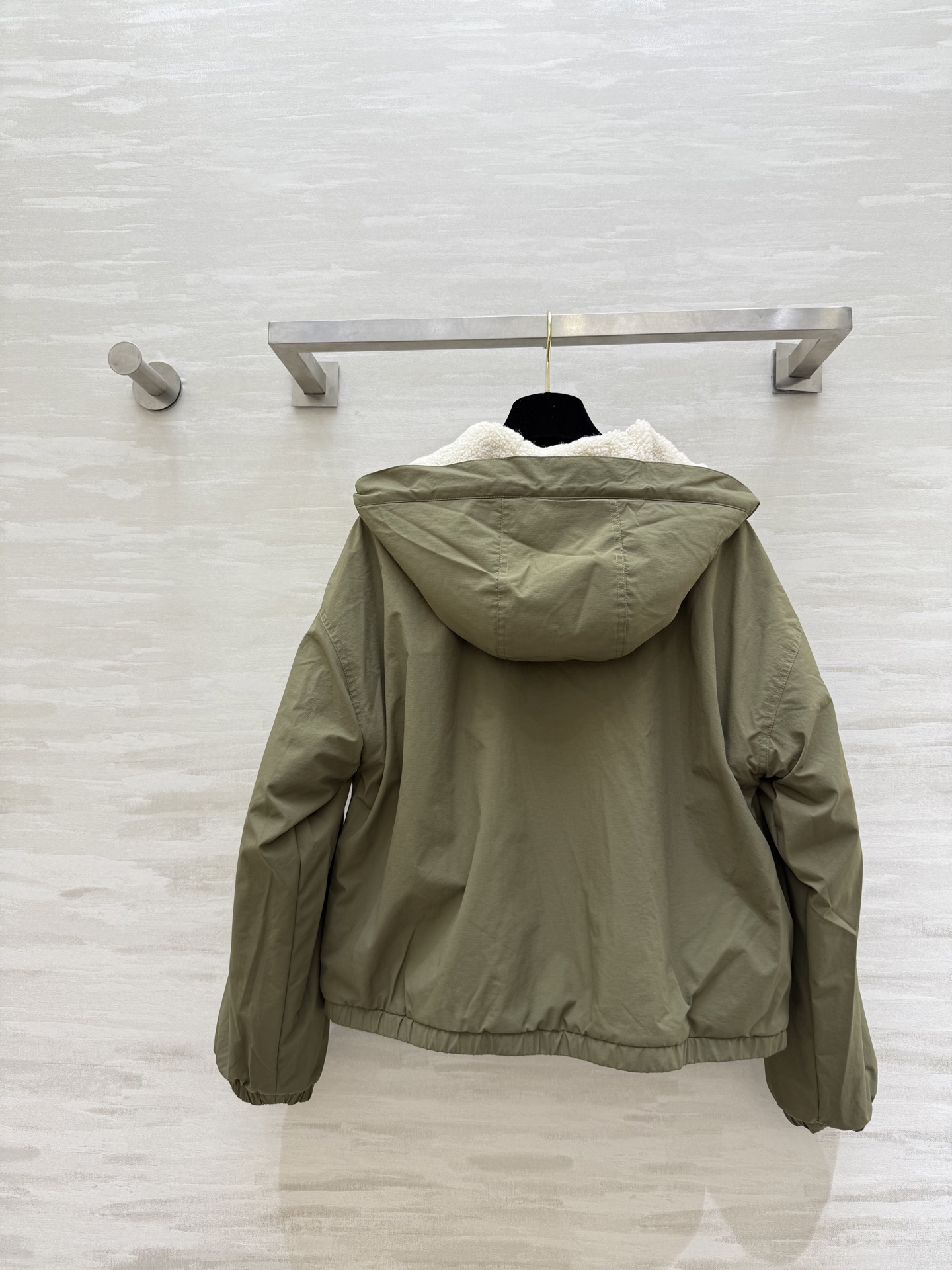 Canada Goose 女士新款 Alberni双面抓绒夹克✔️ 一面一风格，轻松反转不同场景✔️ 告