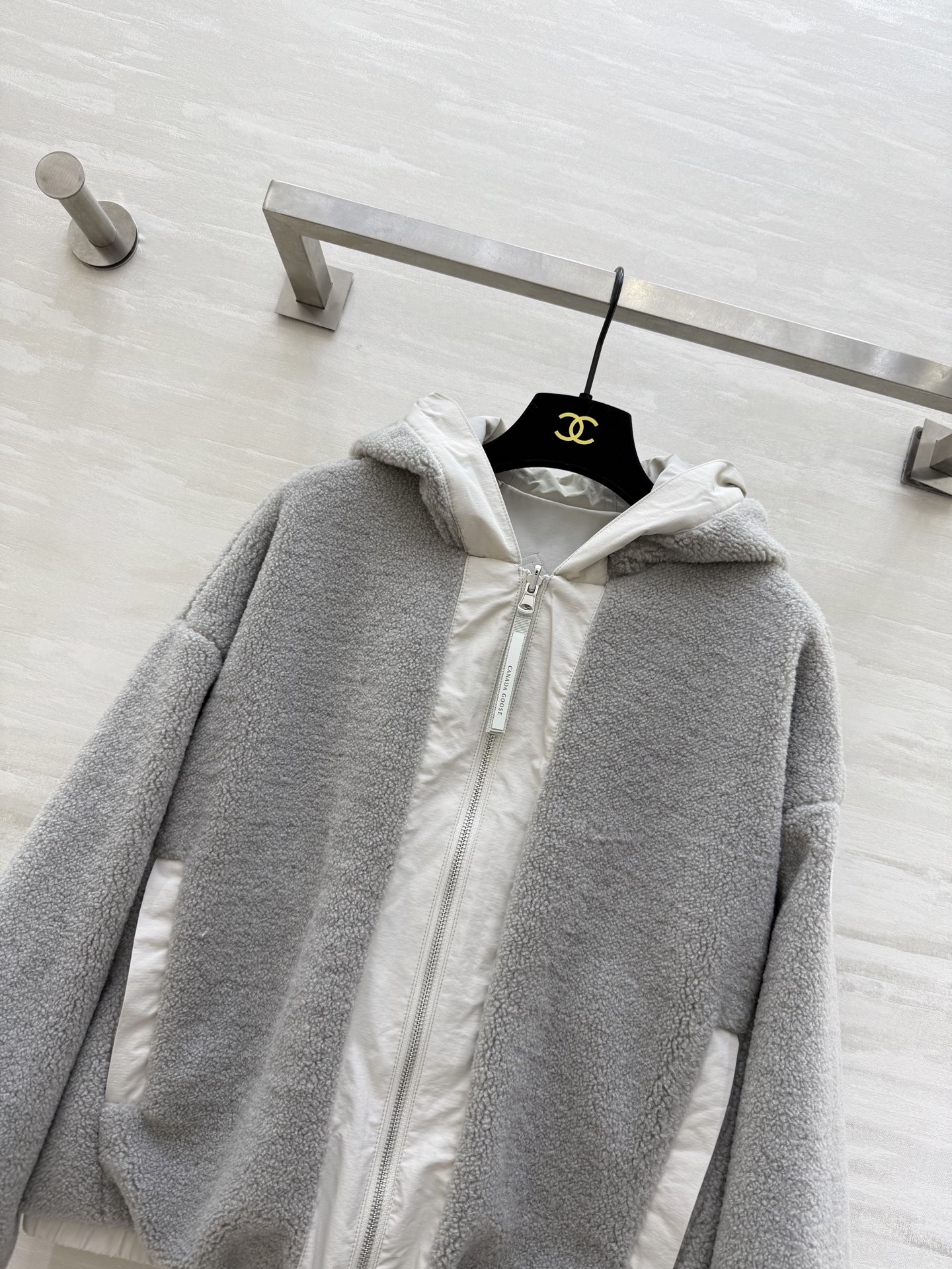 Canada Goose 女士新款 Alberni双面抓绒夹克✔️ 一面一风格，轻松反转不同场景✔️ 告