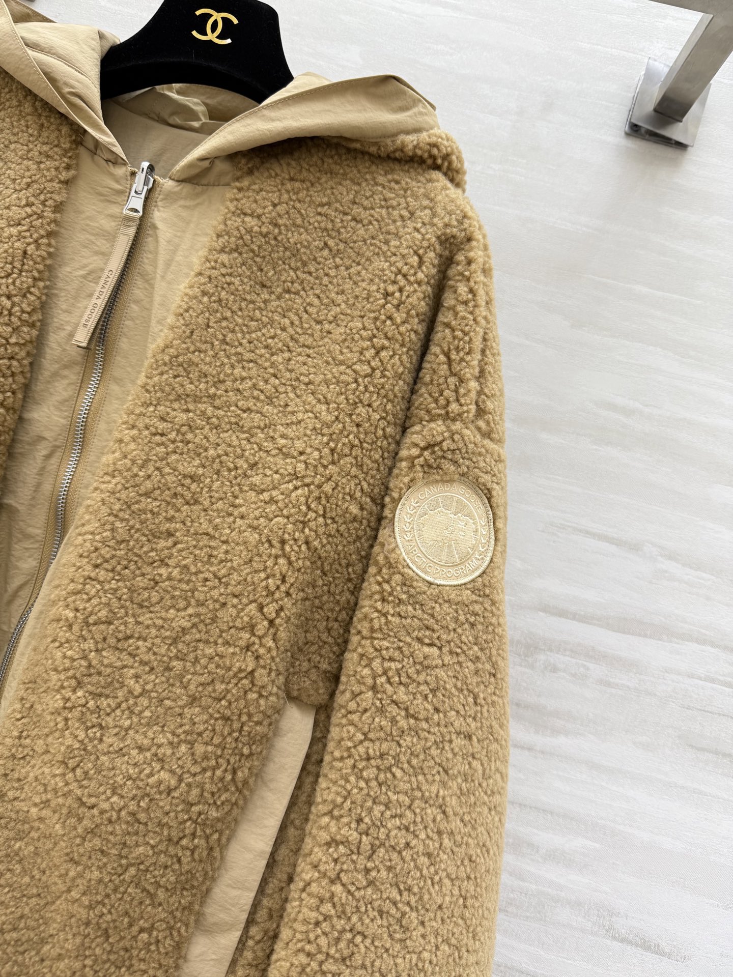 Canada Goose 女士新款 Alberni双面抓绒夹克✔️ 一面一风格，轻松反转不同场景✔️ 告