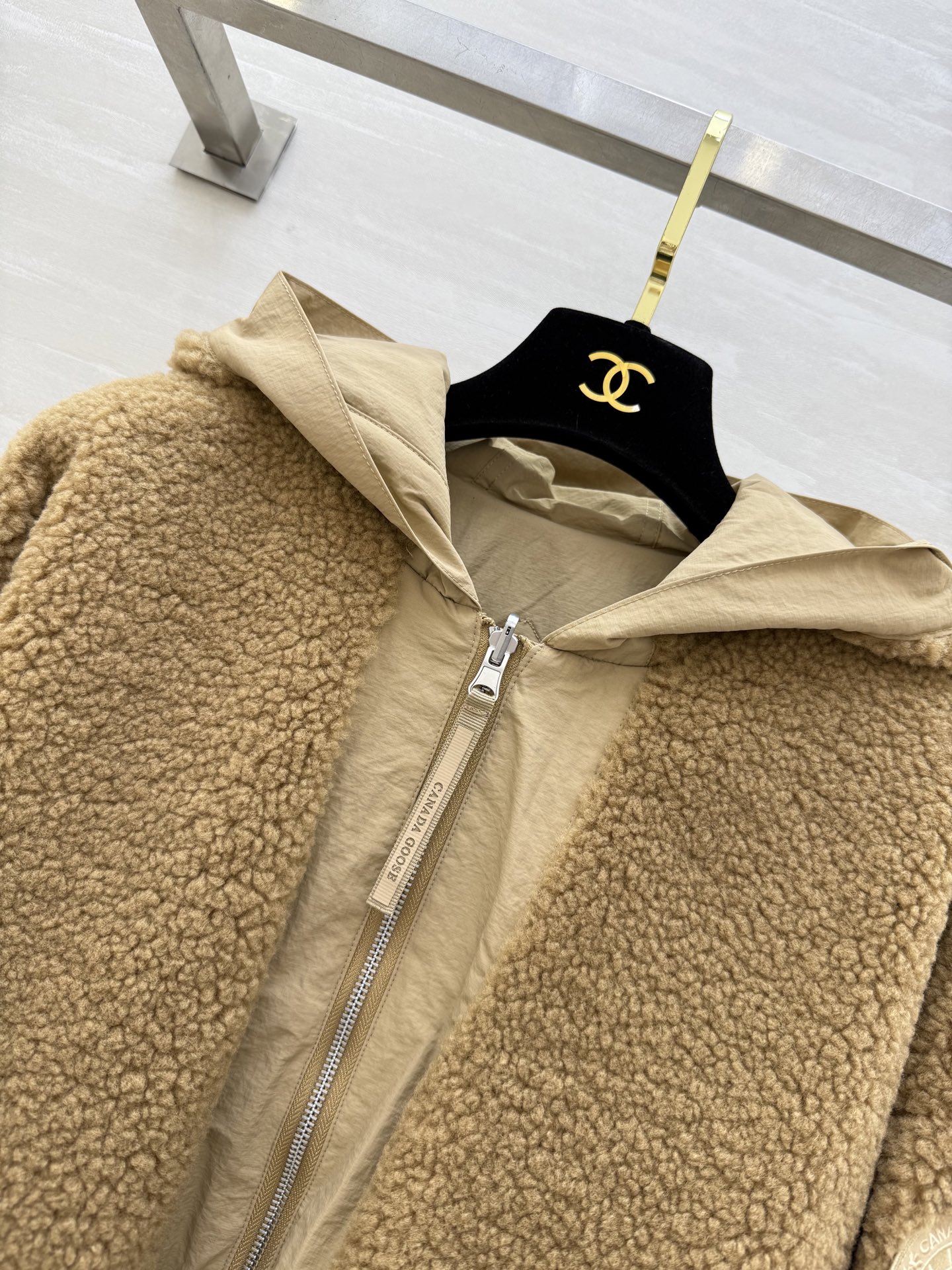 Canada Goose 女士新款 Alberni双面抓绒夹克✔️ 一面一风格，轻松反转不同场景✔️ 告