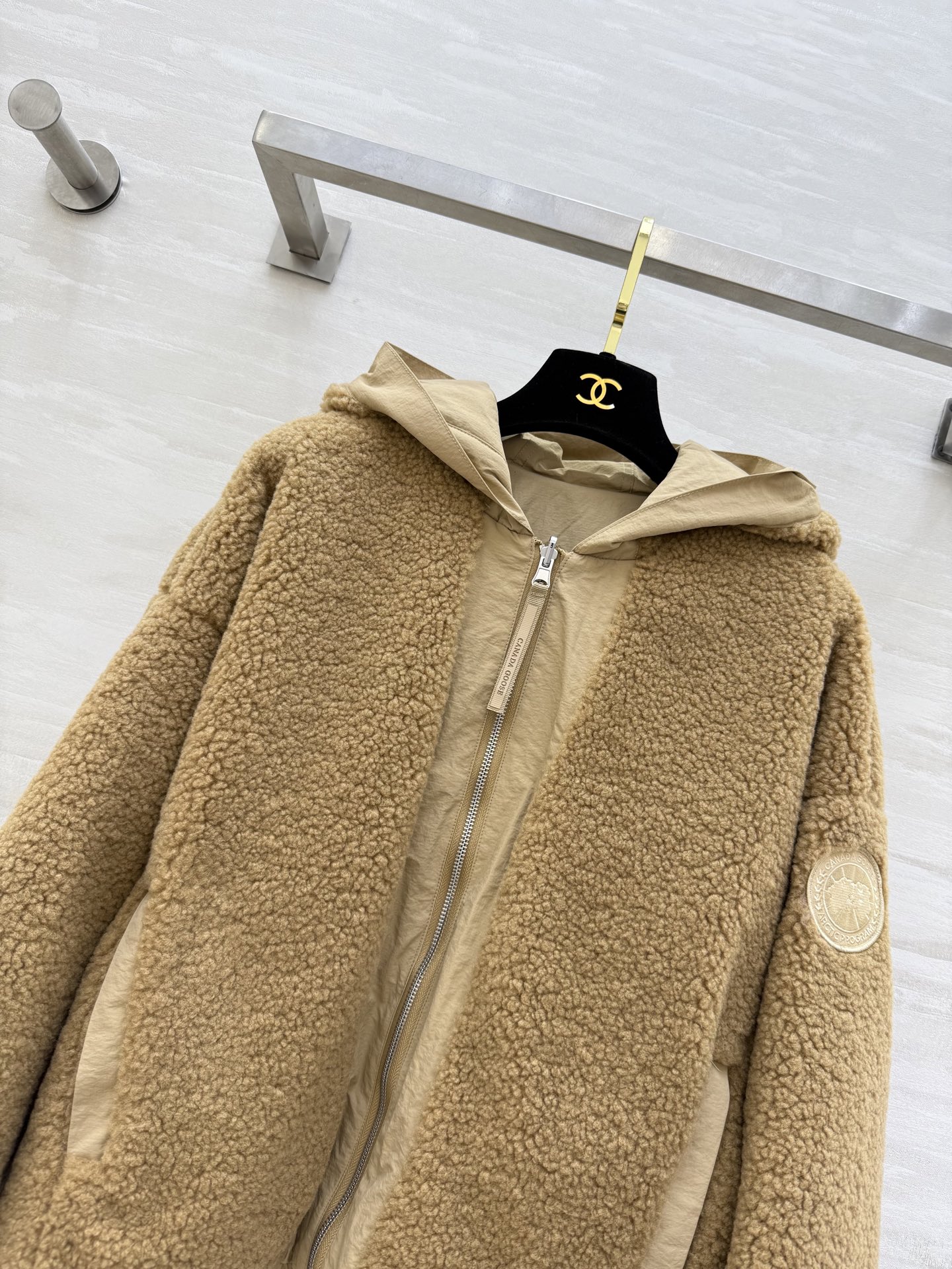 Canada Goose 女士新款 Alberni双面抓绒夹克✔️ 一面一风格，轻松反转不同场景✔️ 告