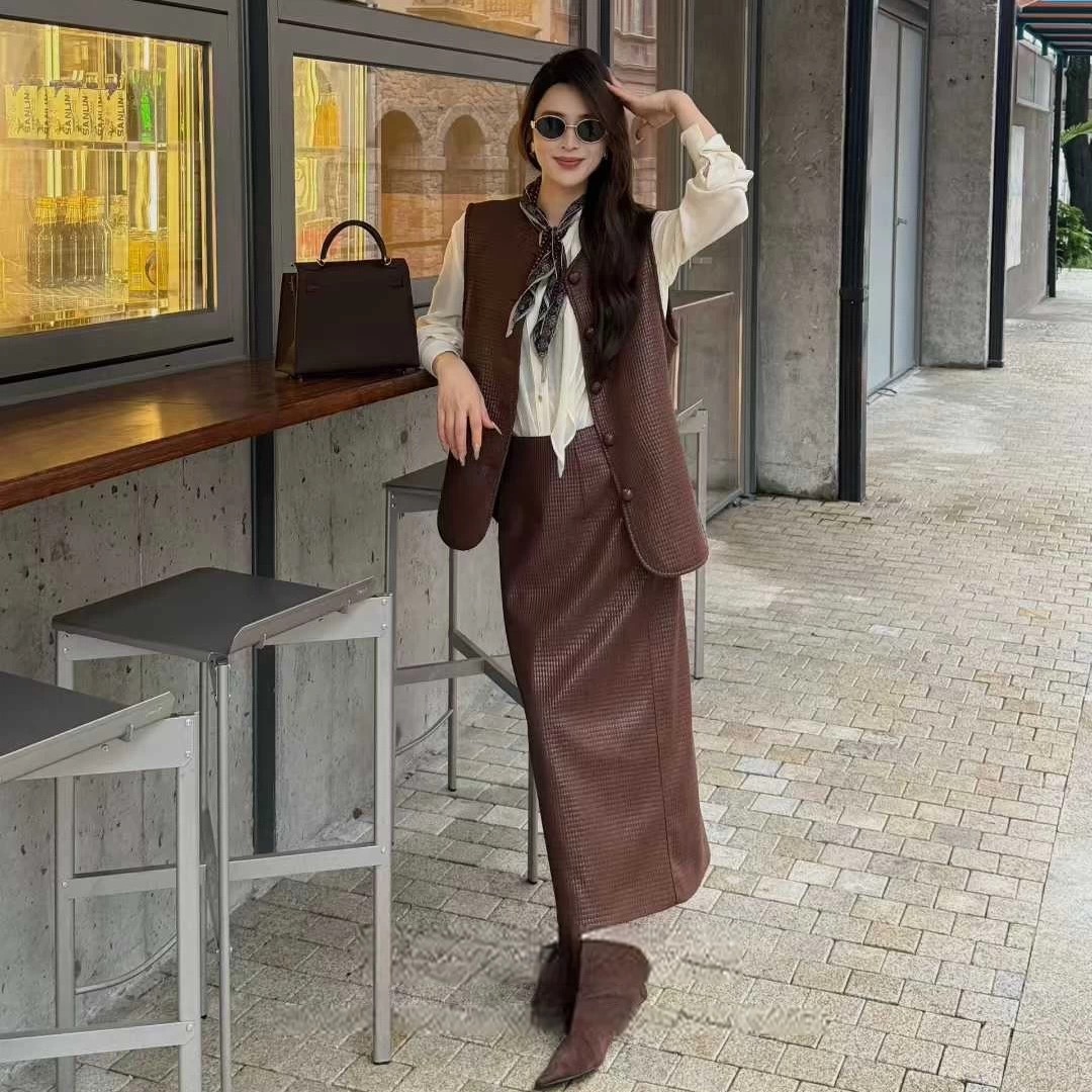 NO:686231,,,19860909,,,Women's clothing