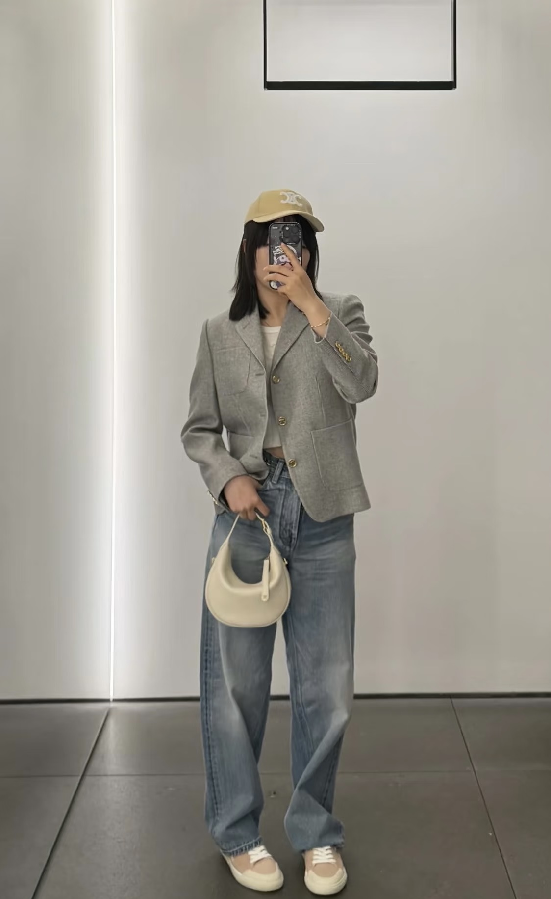 NO:687456,,,19860909,,,Women's clothing