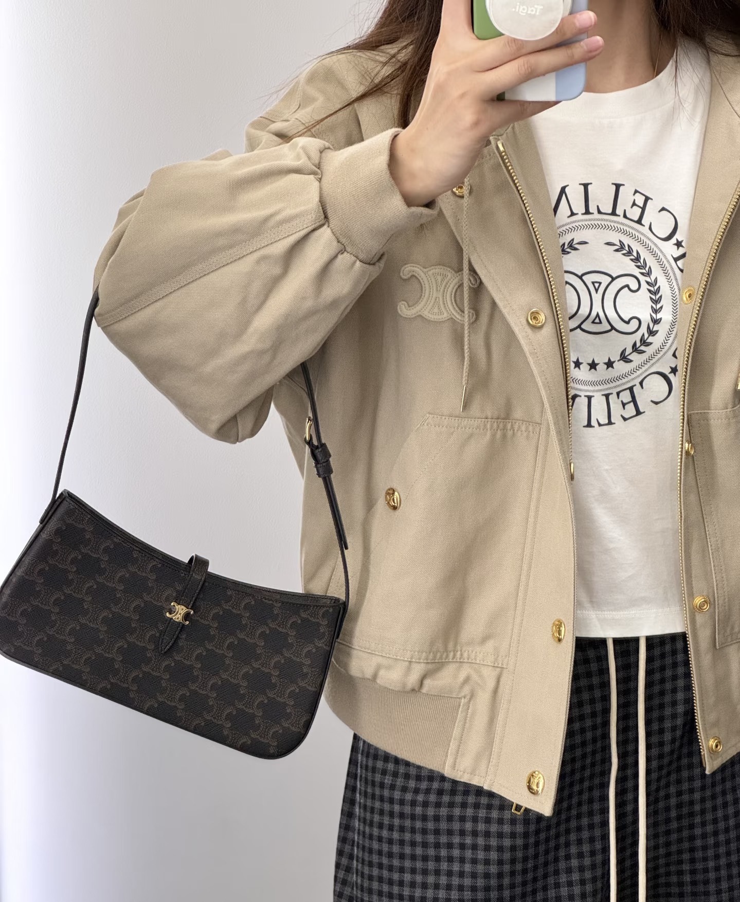 NO:687462,,,19860909,,,Women's clothing