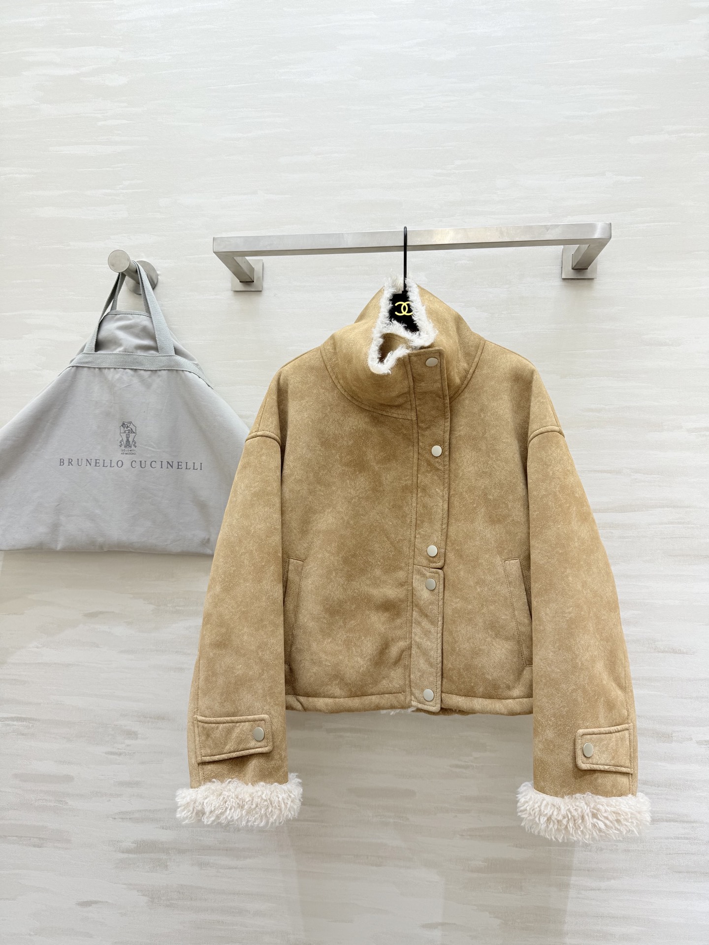 #Brunello Cucinell♡羊羔毛外套 复古时髦 高品质定制 现货首发size：S/M/L（s