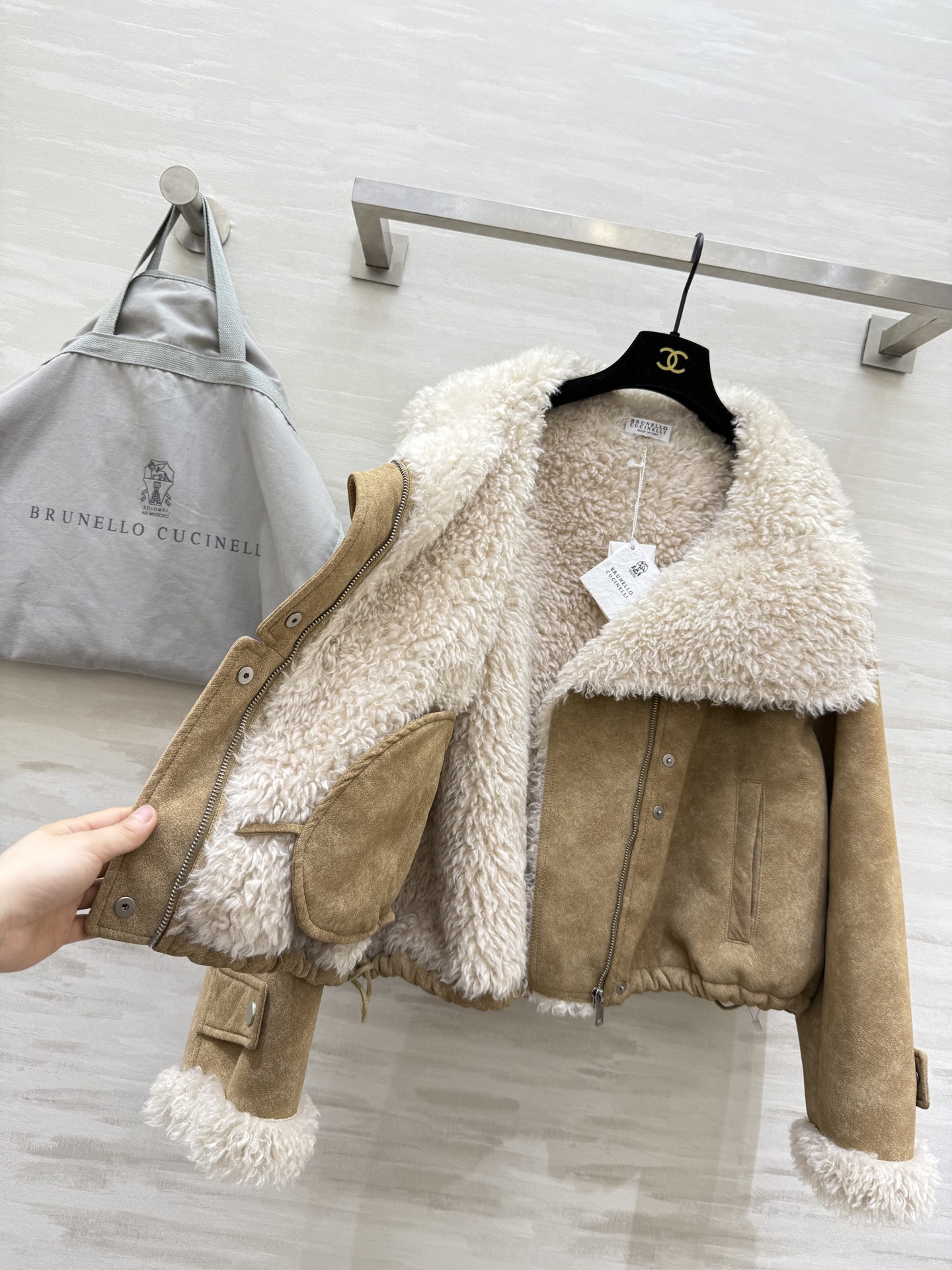 #Brunello Cucinell♡羊羔毛外套 复古时髦 高品质定制 现货首发size：S/M/L（s