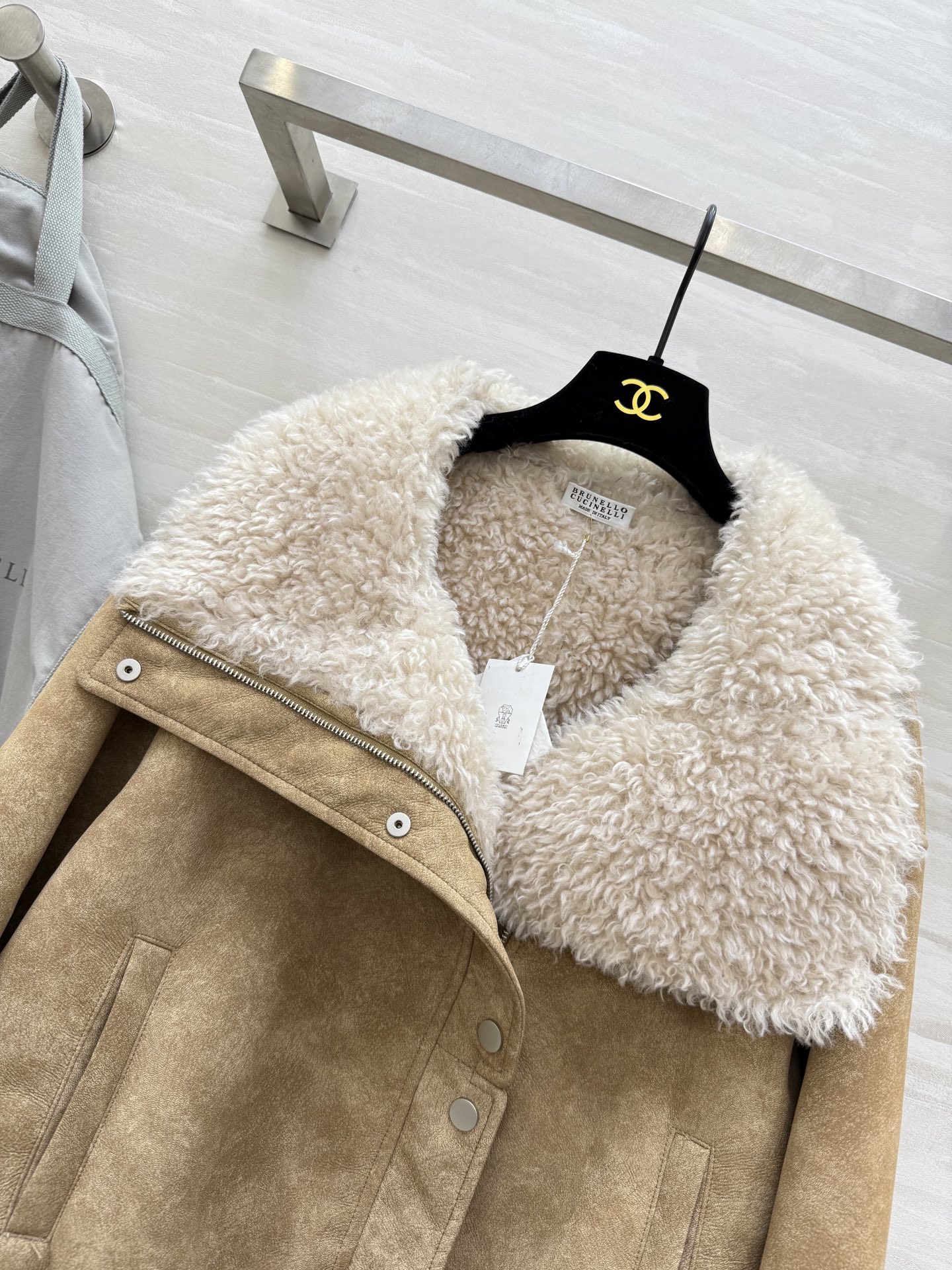 #Brunello Cucinell♡羊羔毛外套 复古时髦 高品质定制 现货首发size：S/M/L（s