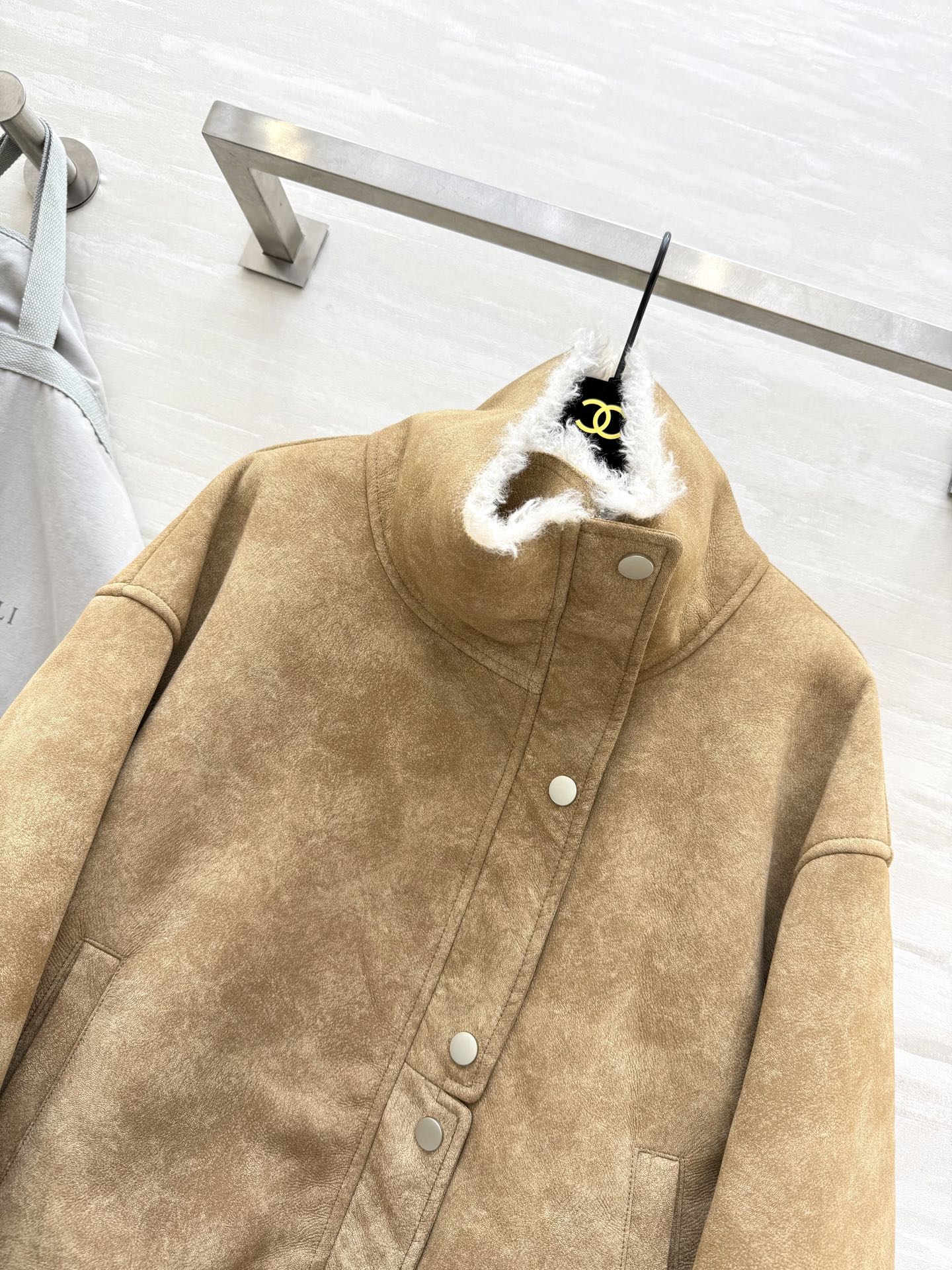 #Brunello Cucinell♡羊羔毛外套 复古时髦 高品质定制 现货首发size：S/M/L（s