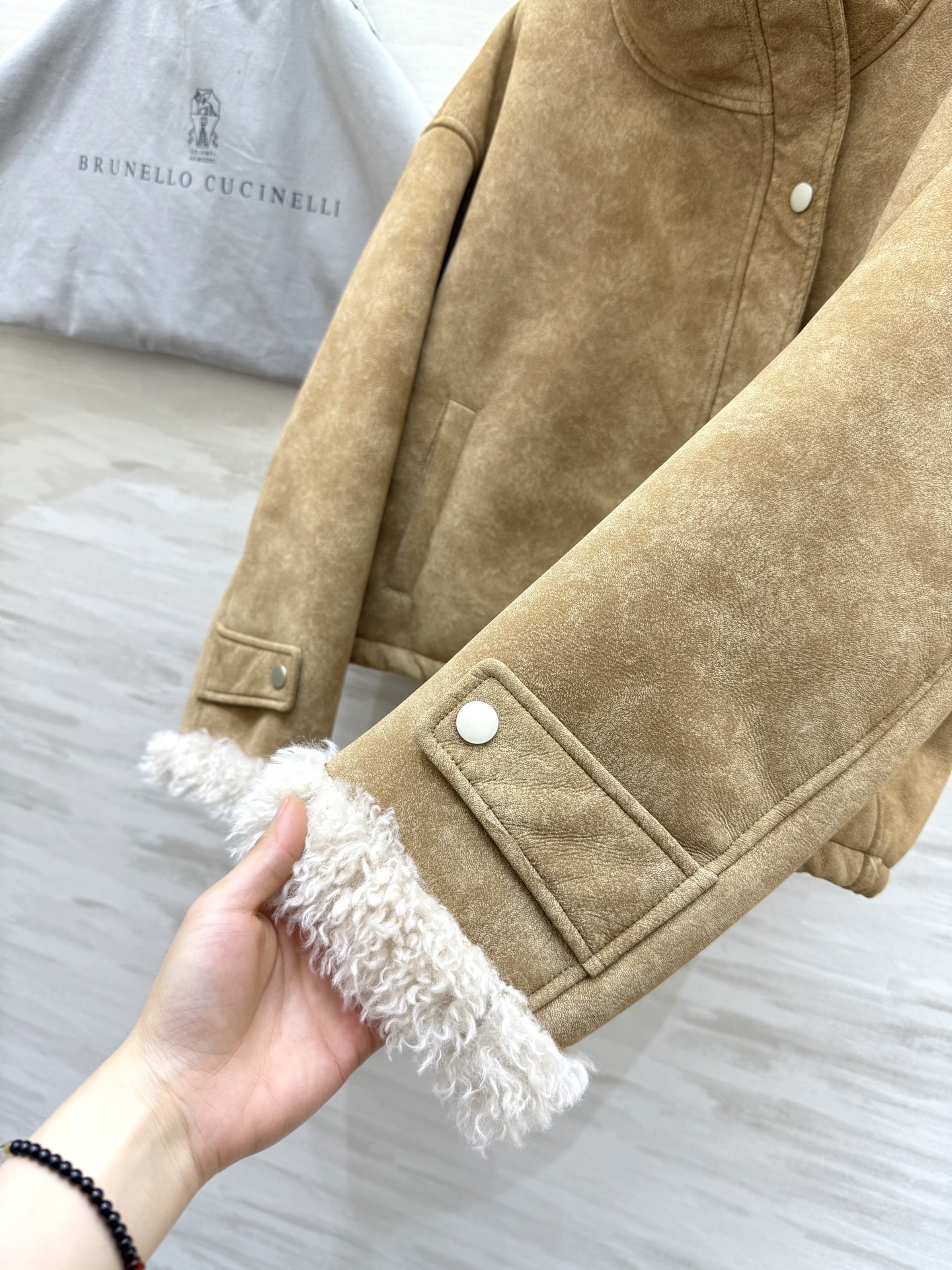 #Brunello Cucinell♡羊羔毛外套 复古时髦 高品质定制 现货首发size：S/M/L（s