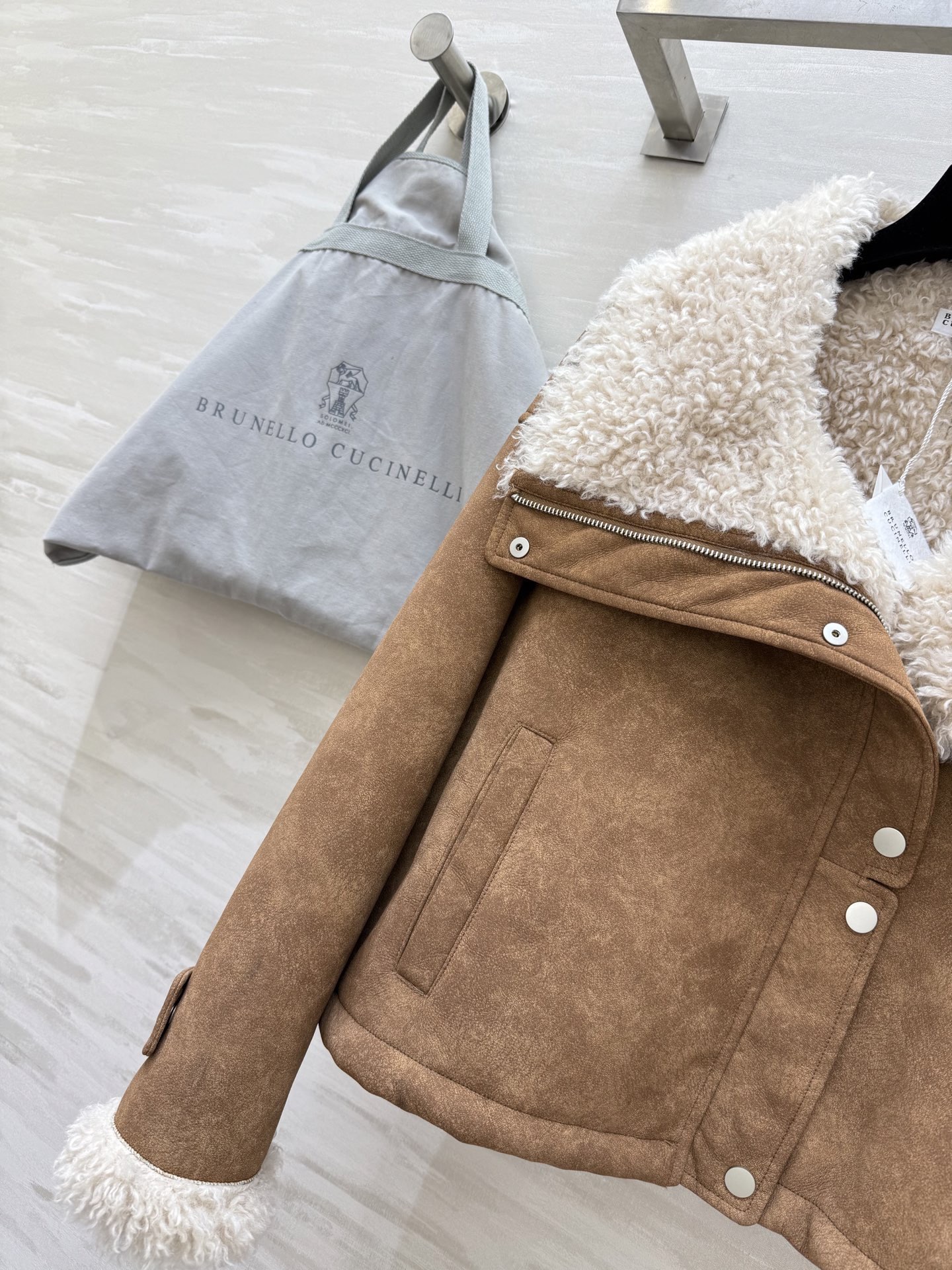 #Brunello Cucinell♡羊羔毛外套 复古时髦 高品质定制 现货首发size：S/M/L（s