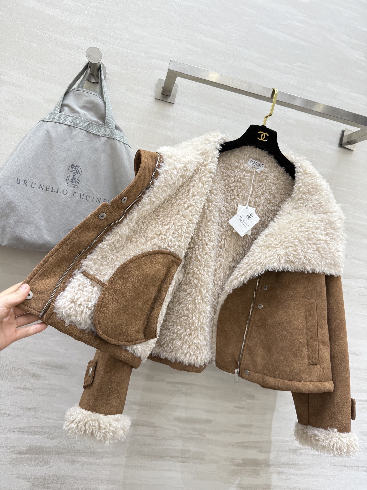 #Brunello Cucinell♡羊羔毛外套 复古时髦 高品质定制 现货首发size：S/M/L（s