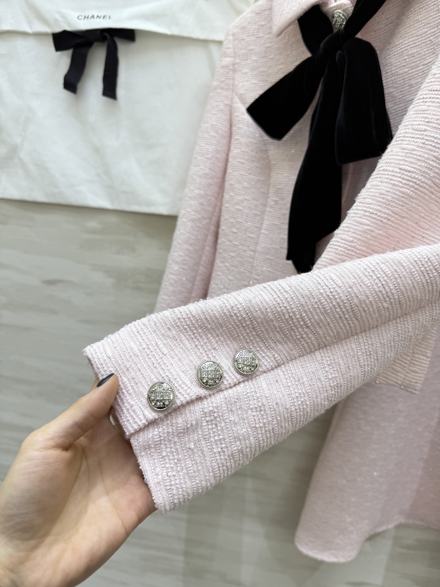 #Chane♡早春新款 千金名媛套装 短款外套+高腰半身裙 经典黑白配色 优雅复古气质满分 外套翻领设计