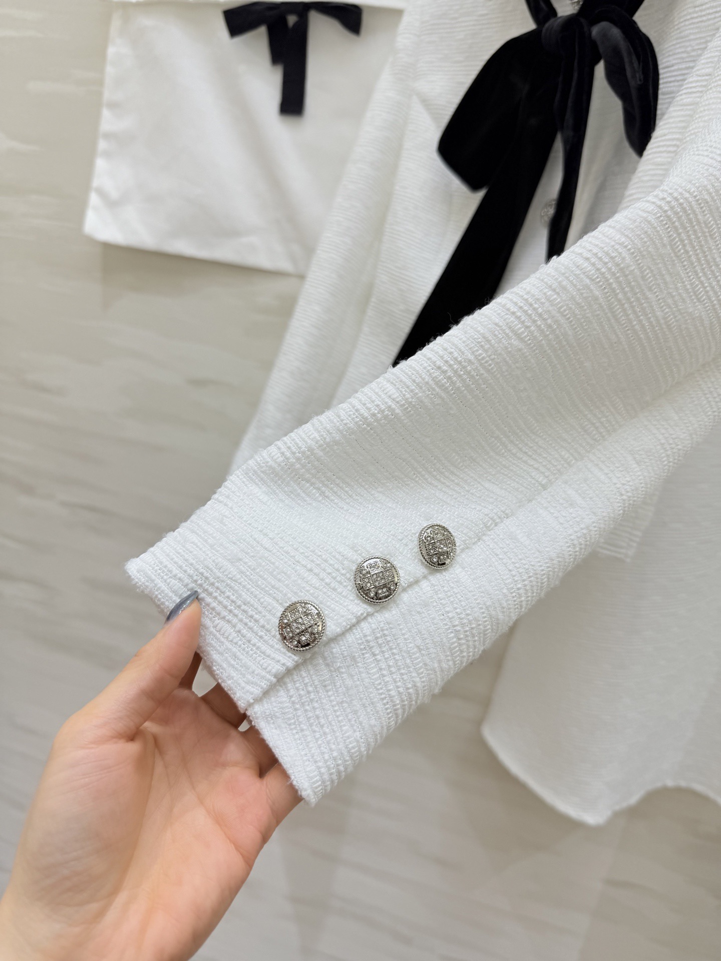 #Chane♡早春新款 千金名媛套装 短款外套+高腰半身裙 经典黑白配色 优雅复古气质满分 外套翻领设计