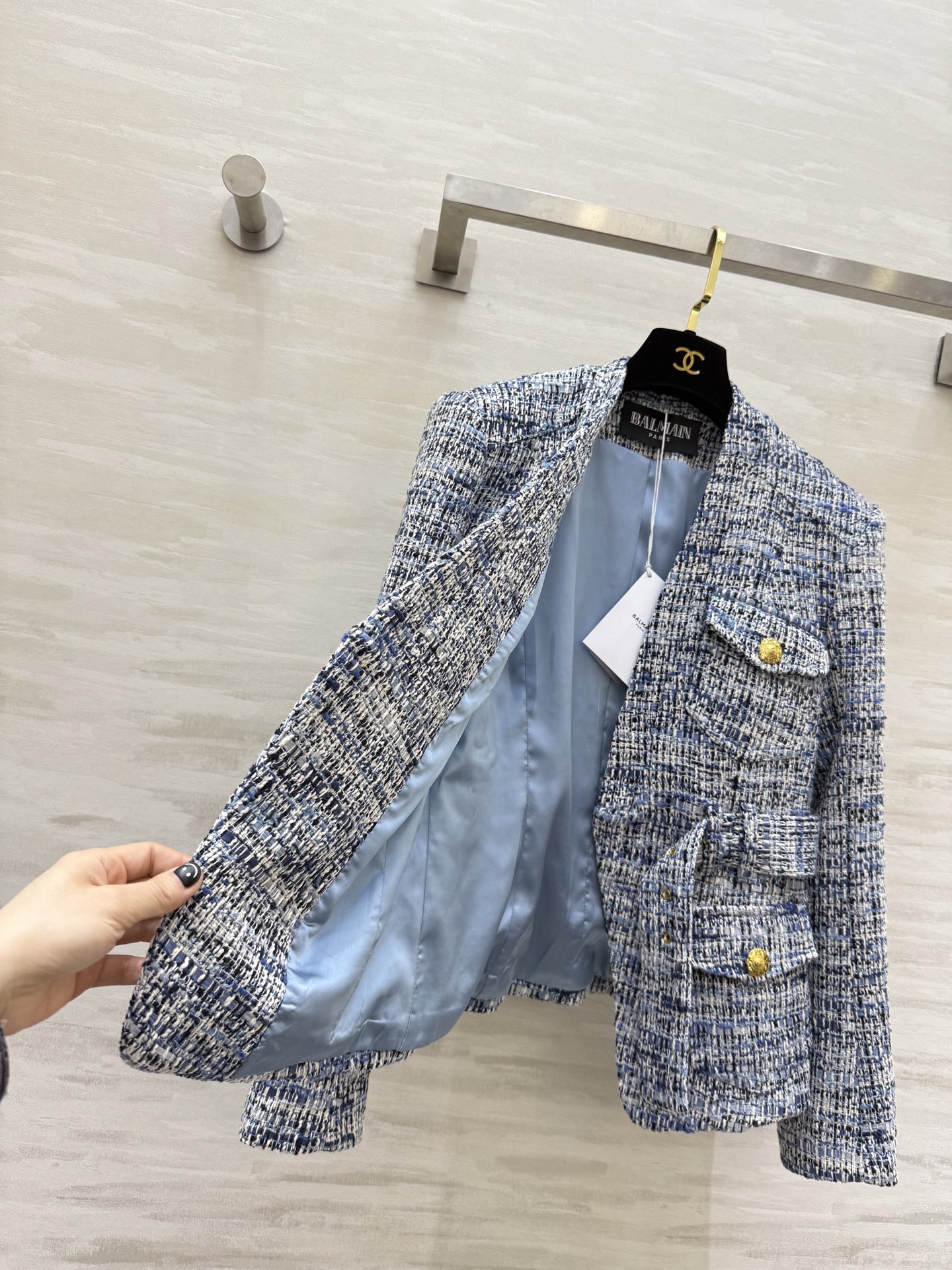 #BALMAI♡²⁶新款 蓝白花呢外套 经典粗花呢 蓝白编织纹理超有质感 金色纽扣+腰带细节法式优雅与现