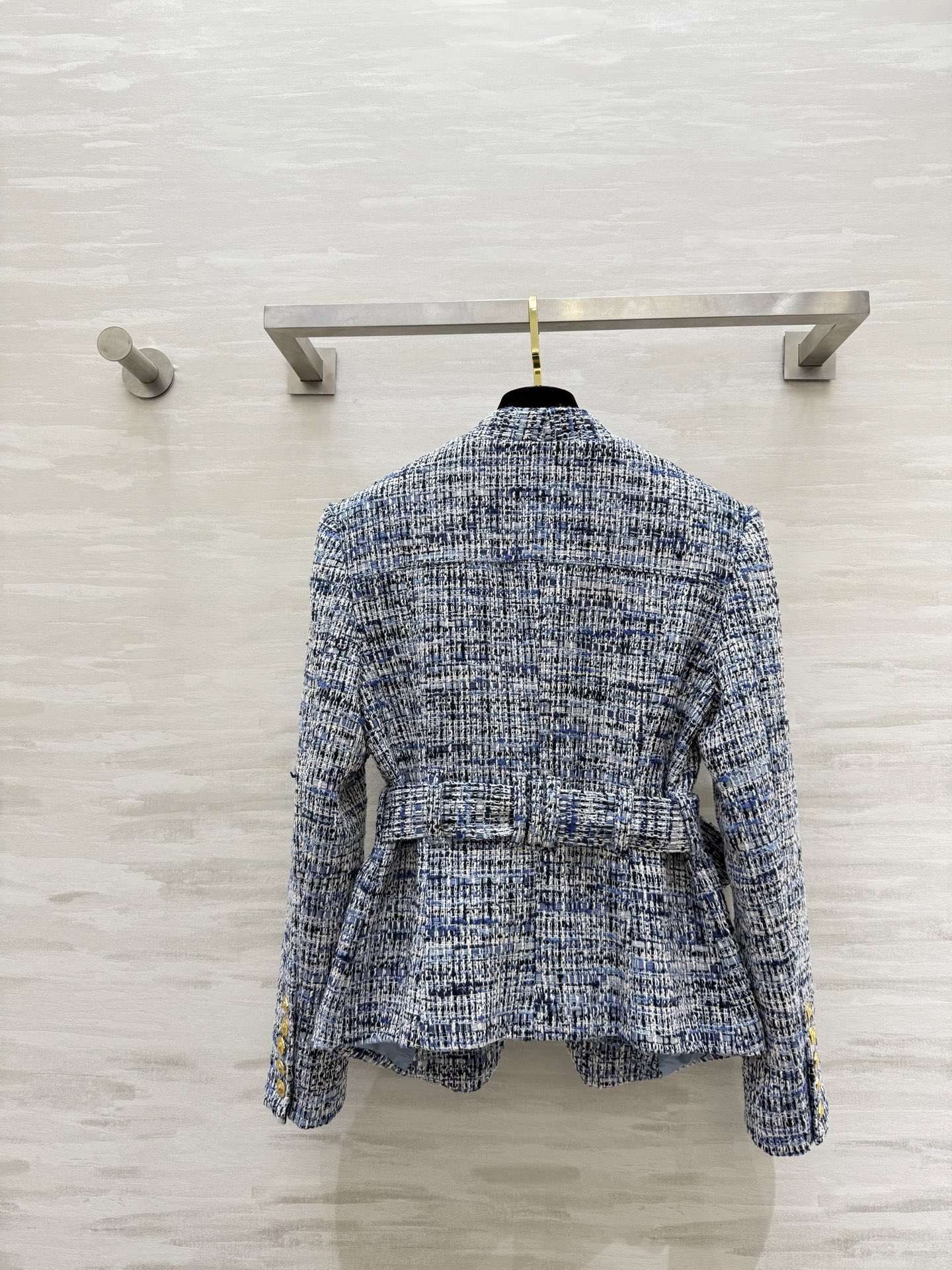 #BALMAI♡²⁶新款 蓝白花呢外套 经典粗花呢 蓝白编织纹理超有质感 金色纽扣+腰带细节法式优雅与现