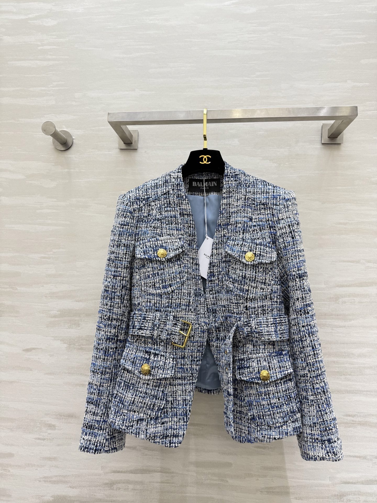 #BALMAI♡²⁶新款 蓝白花呢外套 经典粗花呢 蓝白编织纹理超有质感 金色纽扣+腰带细节法式优雅与现