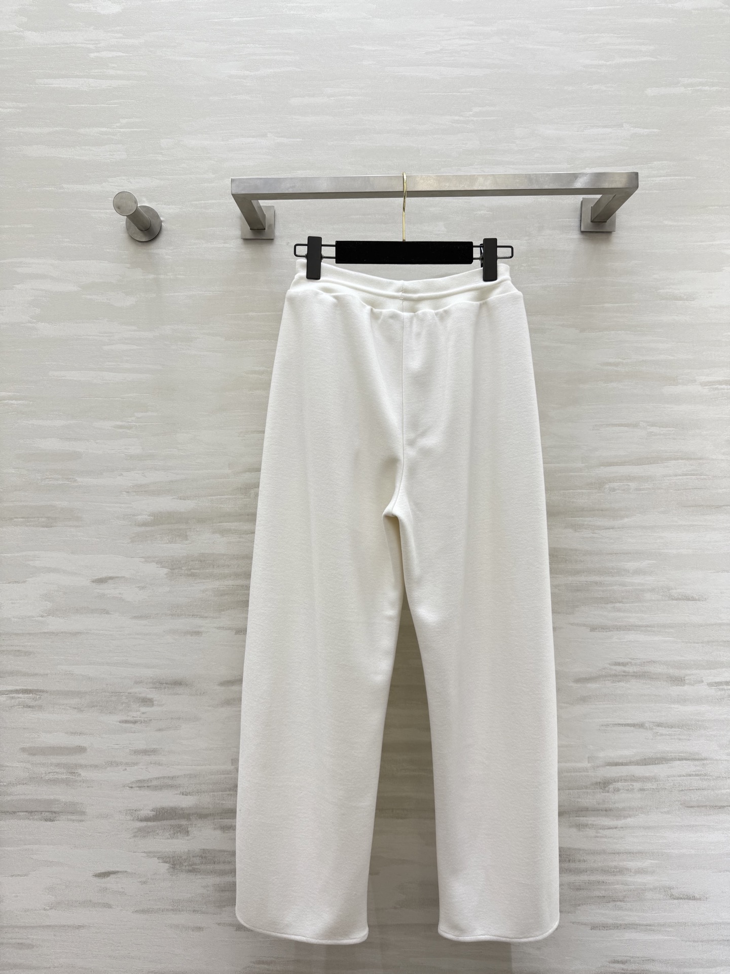 #MaxMar♡²⁶新款 松紧腰立体休闲裤 字母logo浮雕印花设计 立体剪裁裤型休闲高级 高品质定制 