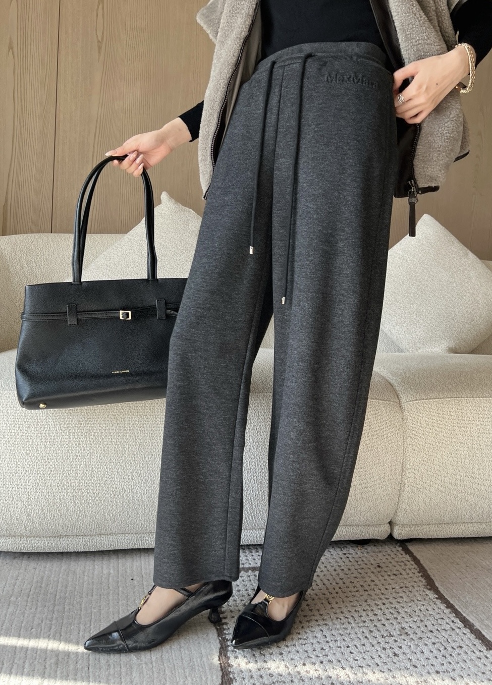 NO:700986,,Maxmara-clothing,19860909,麦丝玛拉-服装,,Women's clothing