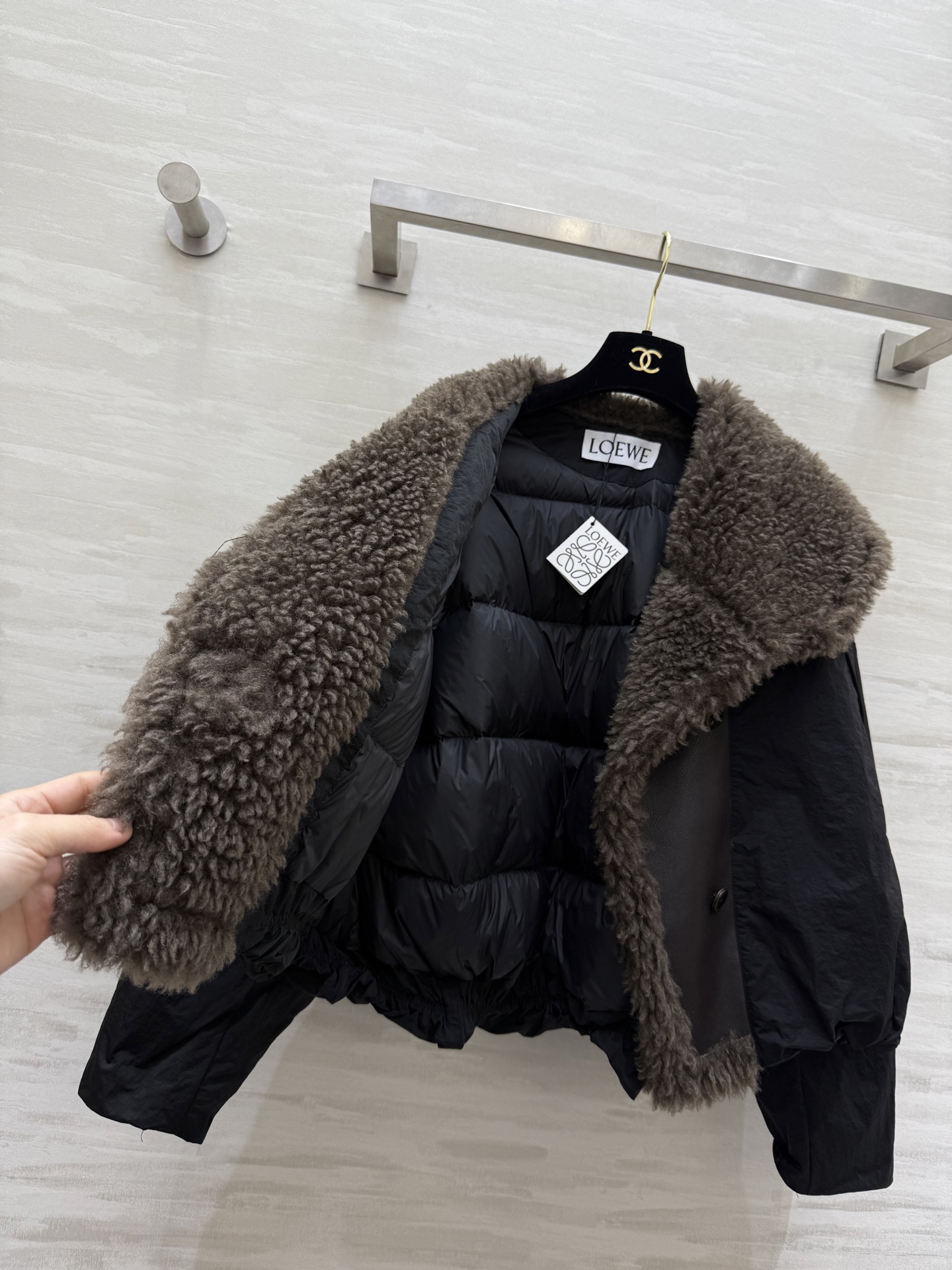 #Loew♡²⁶新款 羊羔毛领派克鹅绒外套​​ 内里填充白鹅绒蓬松保暖 高品质定制 现货首发size：S