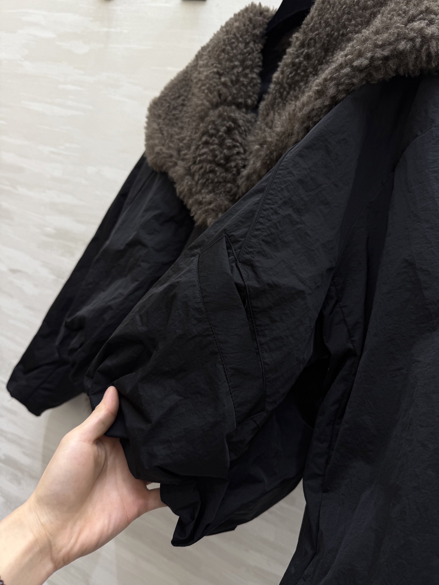 #Loew♡²⁶新款 羊羔毛领派克鹅绒外套​​ 内里填充白鹅绒蓬松保暖 高品质定制 现货首发size：S