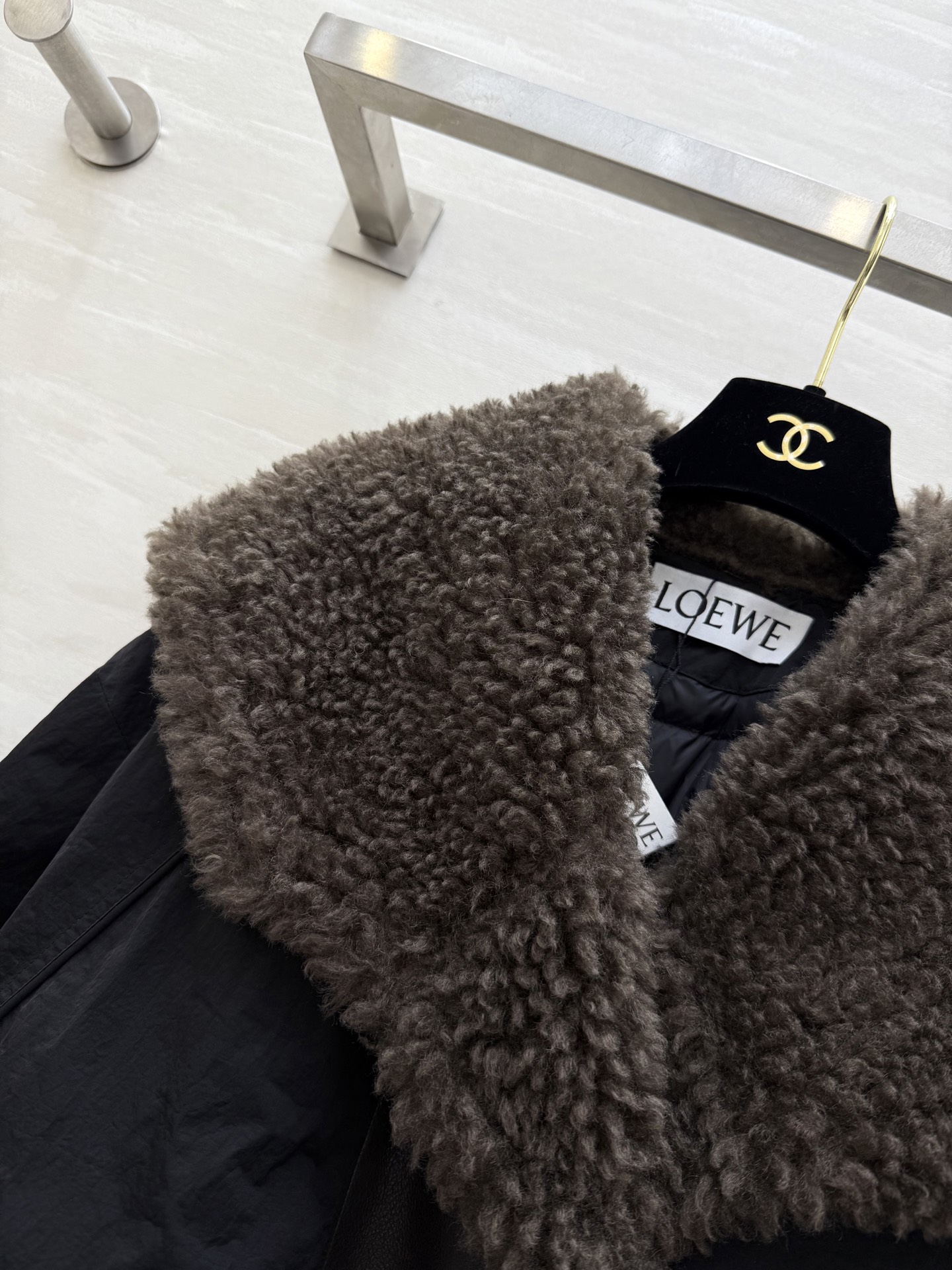 #Loew♡²⁶新款 羊羔毛领派克鹅绒外套​​ 内里填充白鹅绒蓬松保暖 高品质定制 现货首发size：S