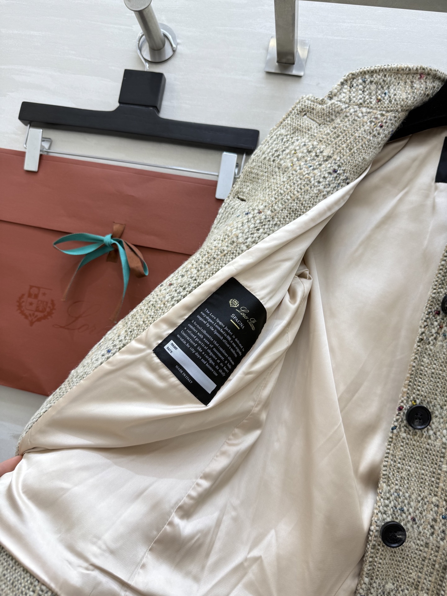 #Loropian♡²⁶新款 羊驼毛混纺粗花呢外套 高品质定制 现货首发size：S/M/L（s码肩宽：