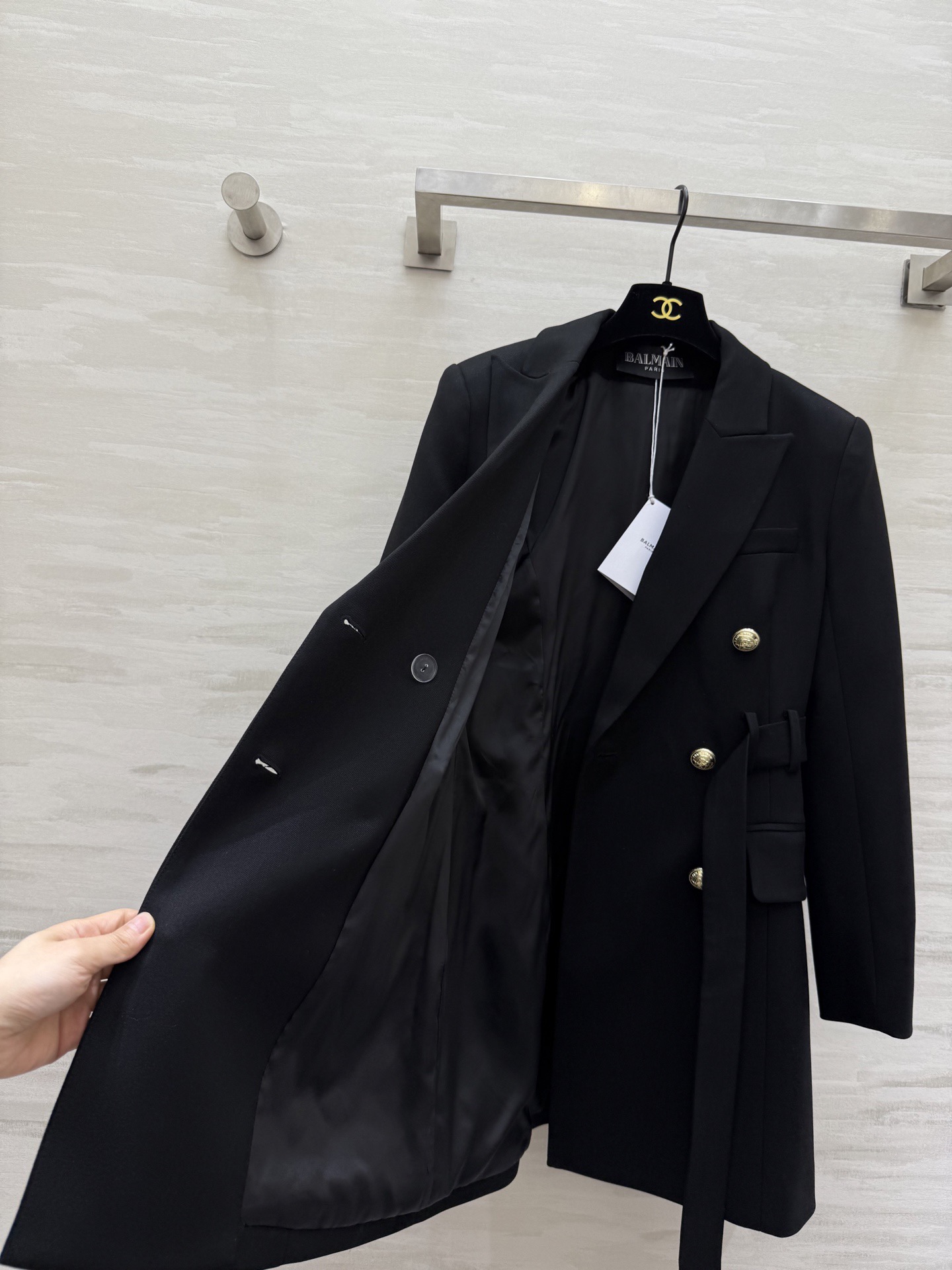 #Balmai♡²⁶早春新款 双排扣西装式连衣裙 经典西装剪裁 金属“B〞字母扣 品牌辨识度超高 高品质