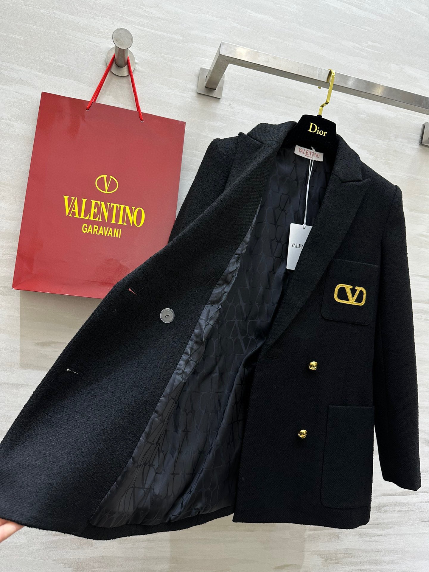 #Valentin♡新款 金线字母logo刺绣西装外套 定制颗粒感羊毛面料 内里字母提花 休闲时髦又有高