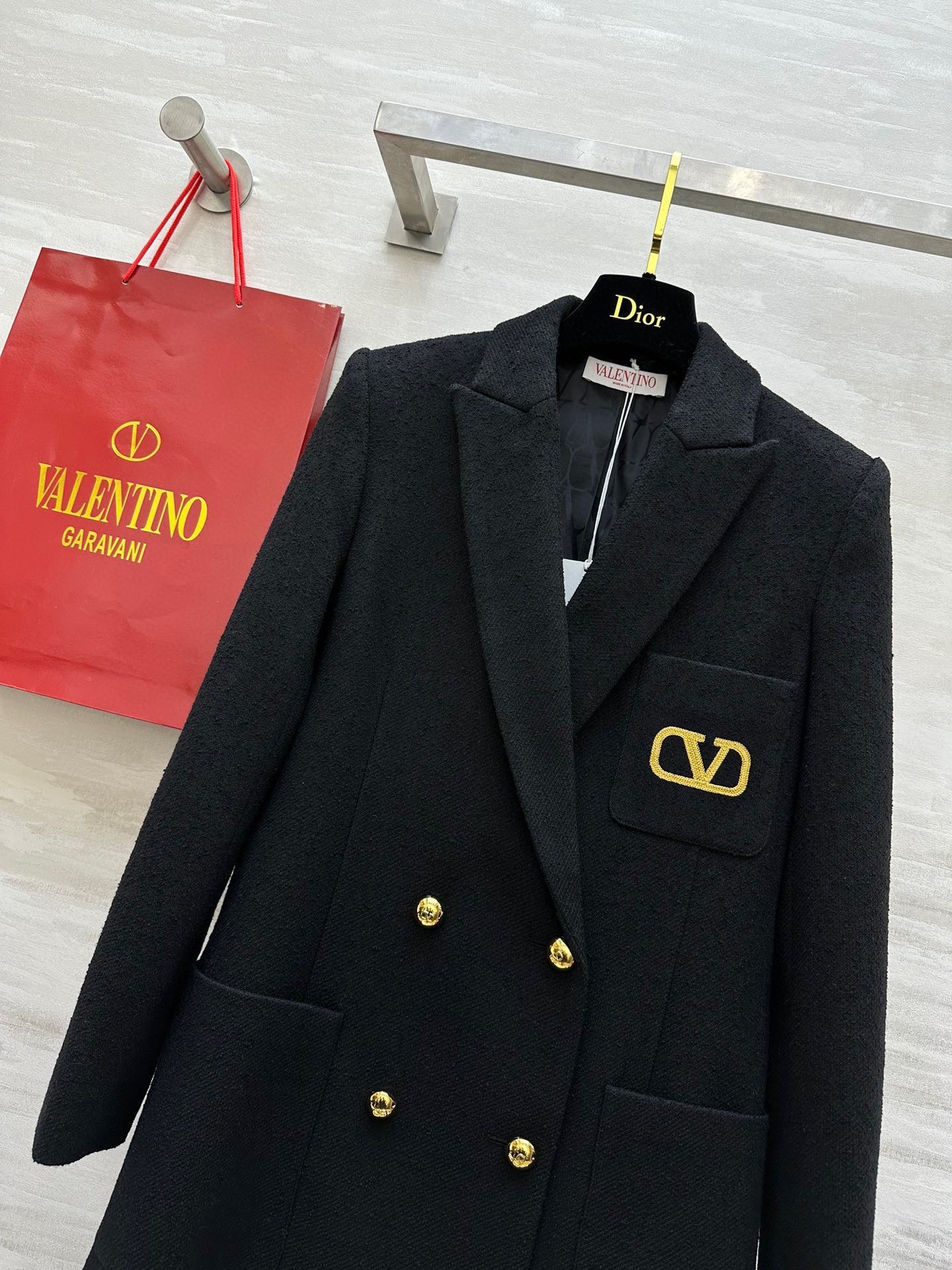 #Valentin♡新款 金线字母logo刺绣西装外套 定制颗粒感羊毛面料 内里字母提花 休闲时髦又有高