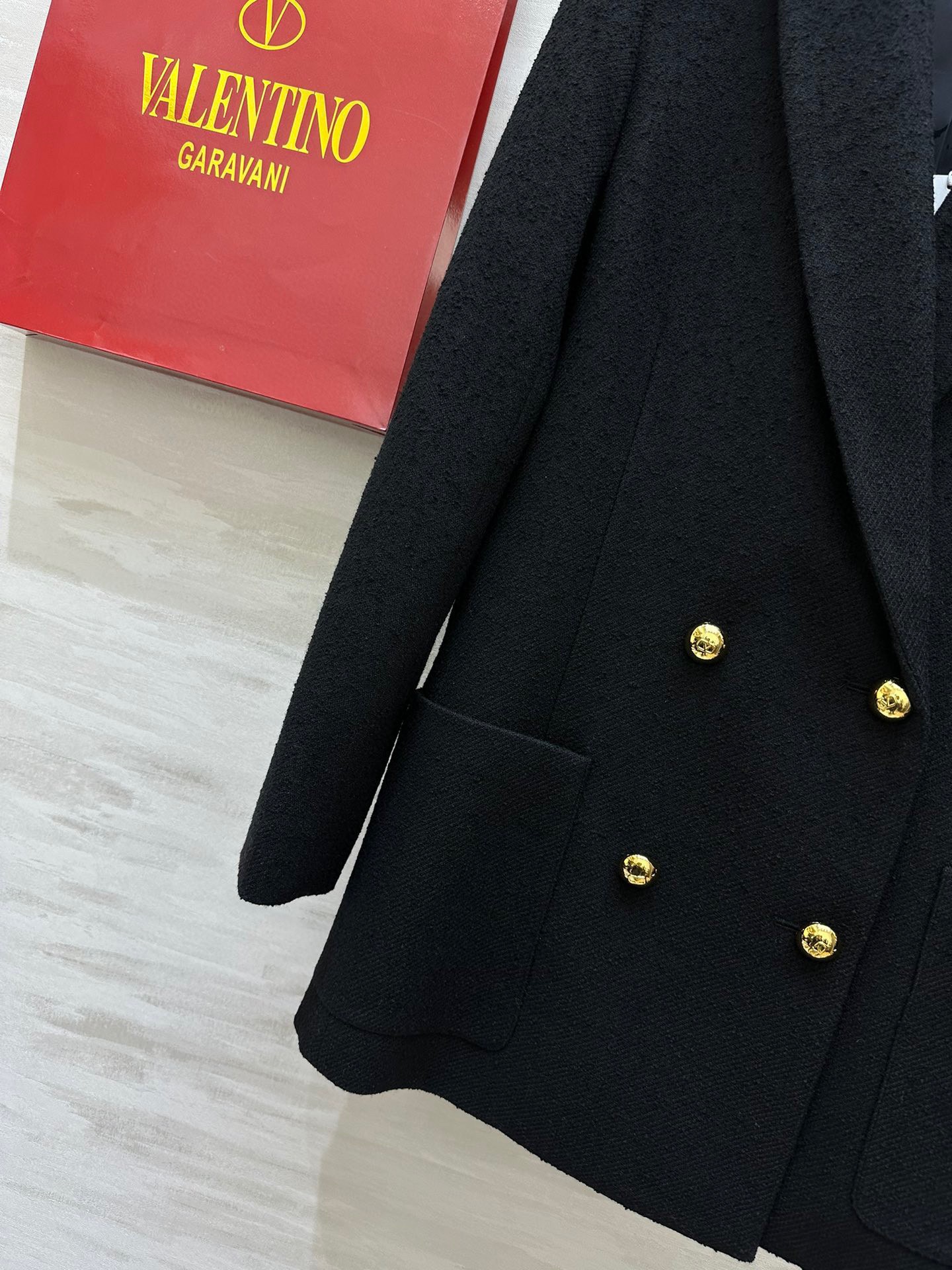 #Valentin♡新款 金线字母logo刺绣西装外套 定制颗粒感羊毛面料 内里字母提花 休闲时髦又有高