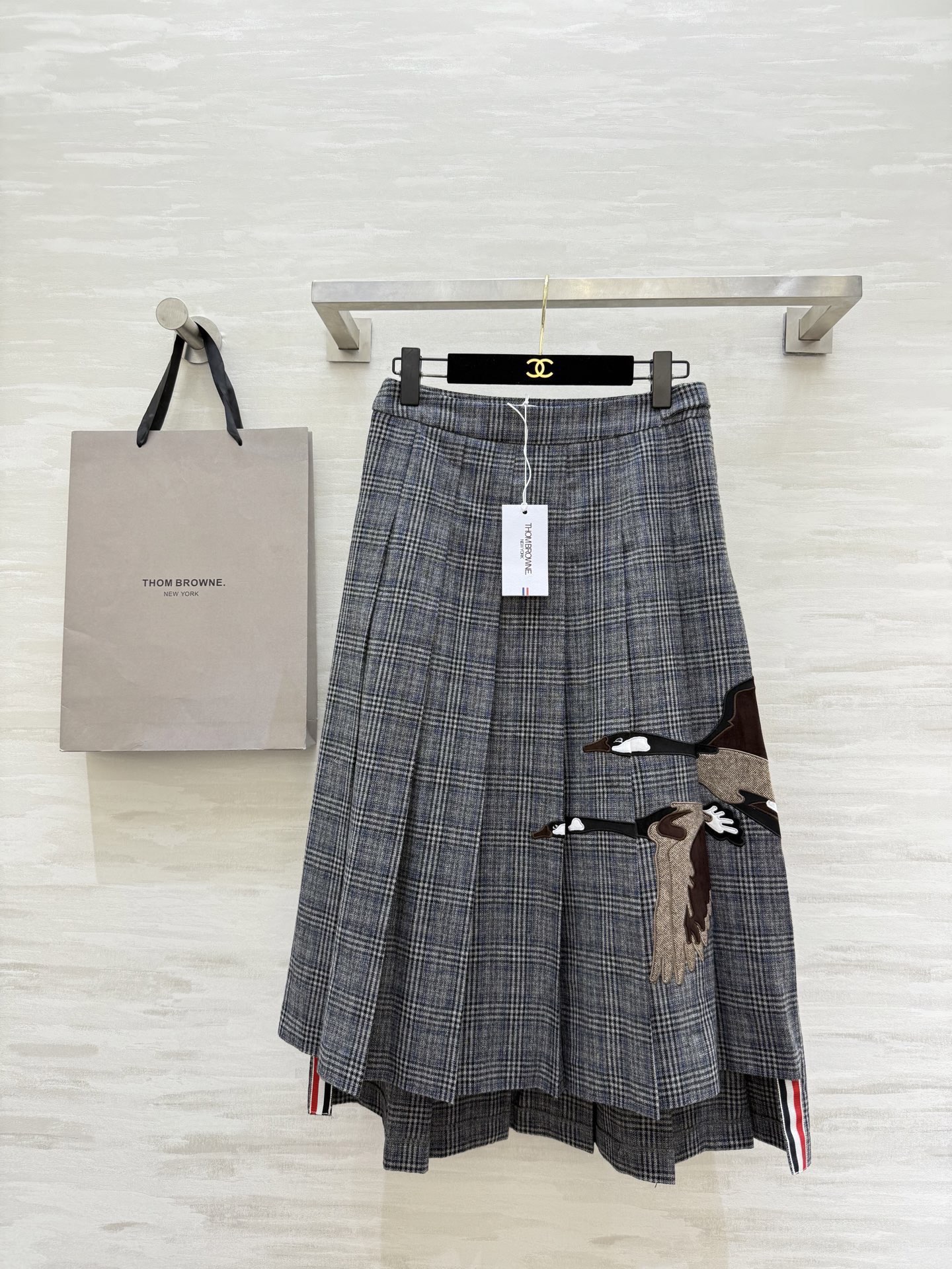 #THOMBROWN♡新款 重工刺绣🪡羊毛百褶半裙 高品质定制 现货首发size：S/M/L（s码腰围：