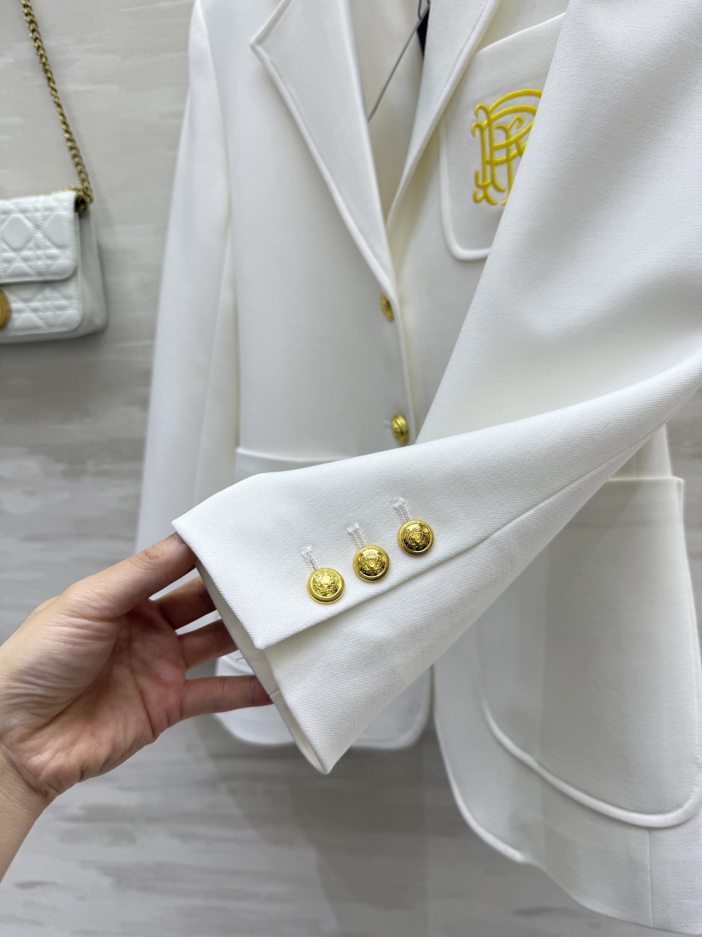 #POLO拉夫劳伦经典款 西装外套 太爱了！可以封神的西装！又飒又美！人手必备！版型太绝了！修身显腰身的