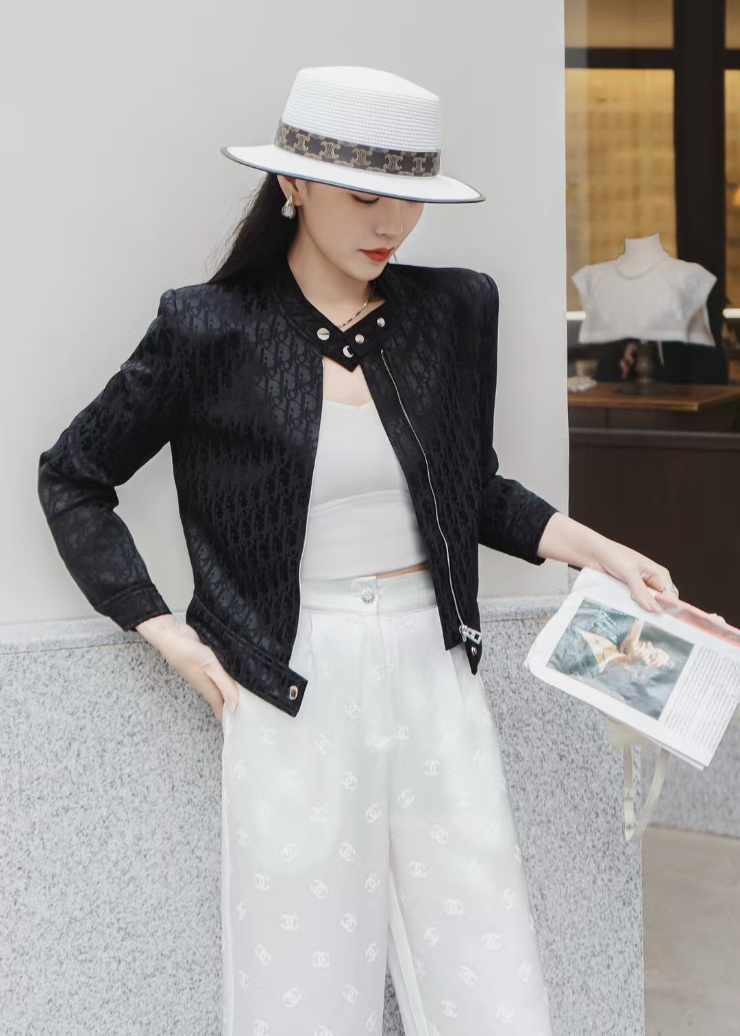 NO:710220,,,19860909,,,Women's clothing