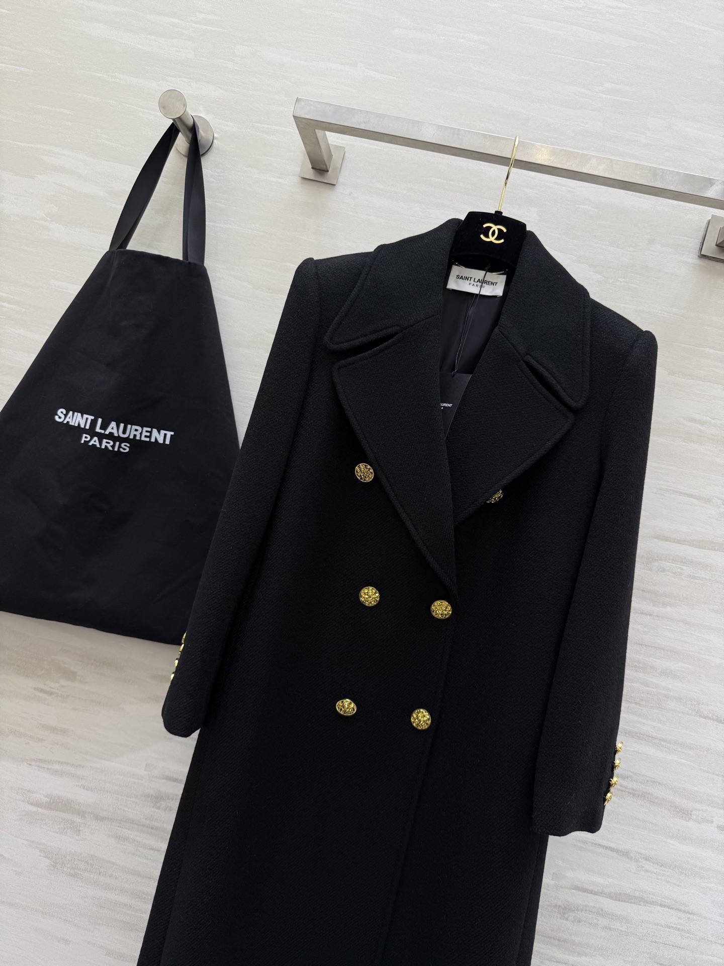 #ysl/Saint Lauren♡双排扣大衣 选用高品质羊毛柔软又保暖 秋冬穿超合适！戗驳领＋金色纽扣