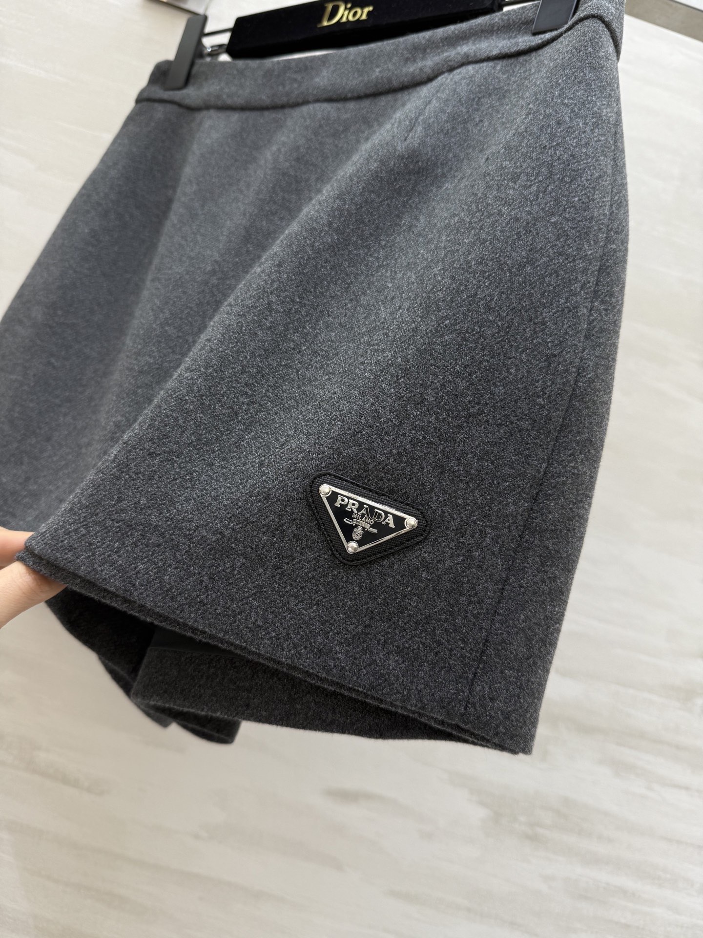 #Prad♡新款羊毛裤裙 俏皮时髦 内里防走光安全裤设计 立体剪裁版型 高品质定制 现货首发size：S