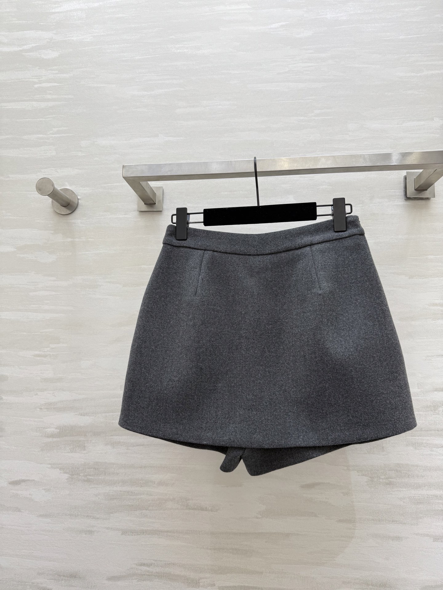 #Prad♡新款羊毛裤裙 俏皮时髦 内里防走光安全裤设计 立体剪裁版型 高品质定制 现货首发size：S