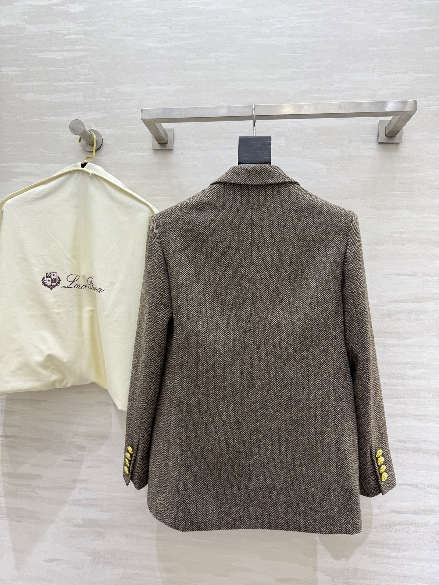 #Loro Pian♡新款 人字纹羊毛西装外套 高品质定制 现货首发size：S/M/L/XL（s码肩宽
