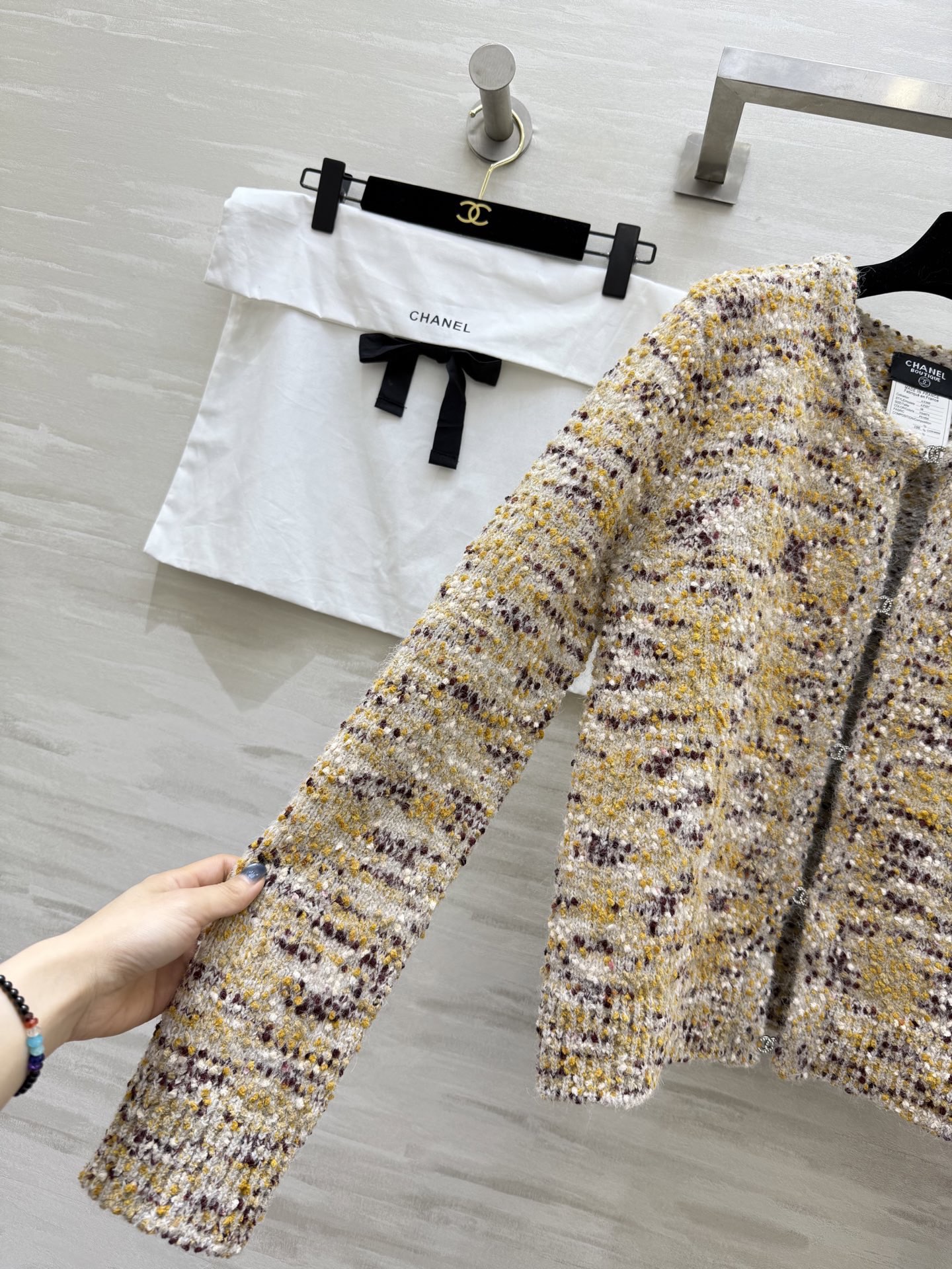 #Chane♡新款 中古系列 绵羊毛彩虹豆豆纱线🧶开衫外套 高品质定制 现货首发size：36/38/4