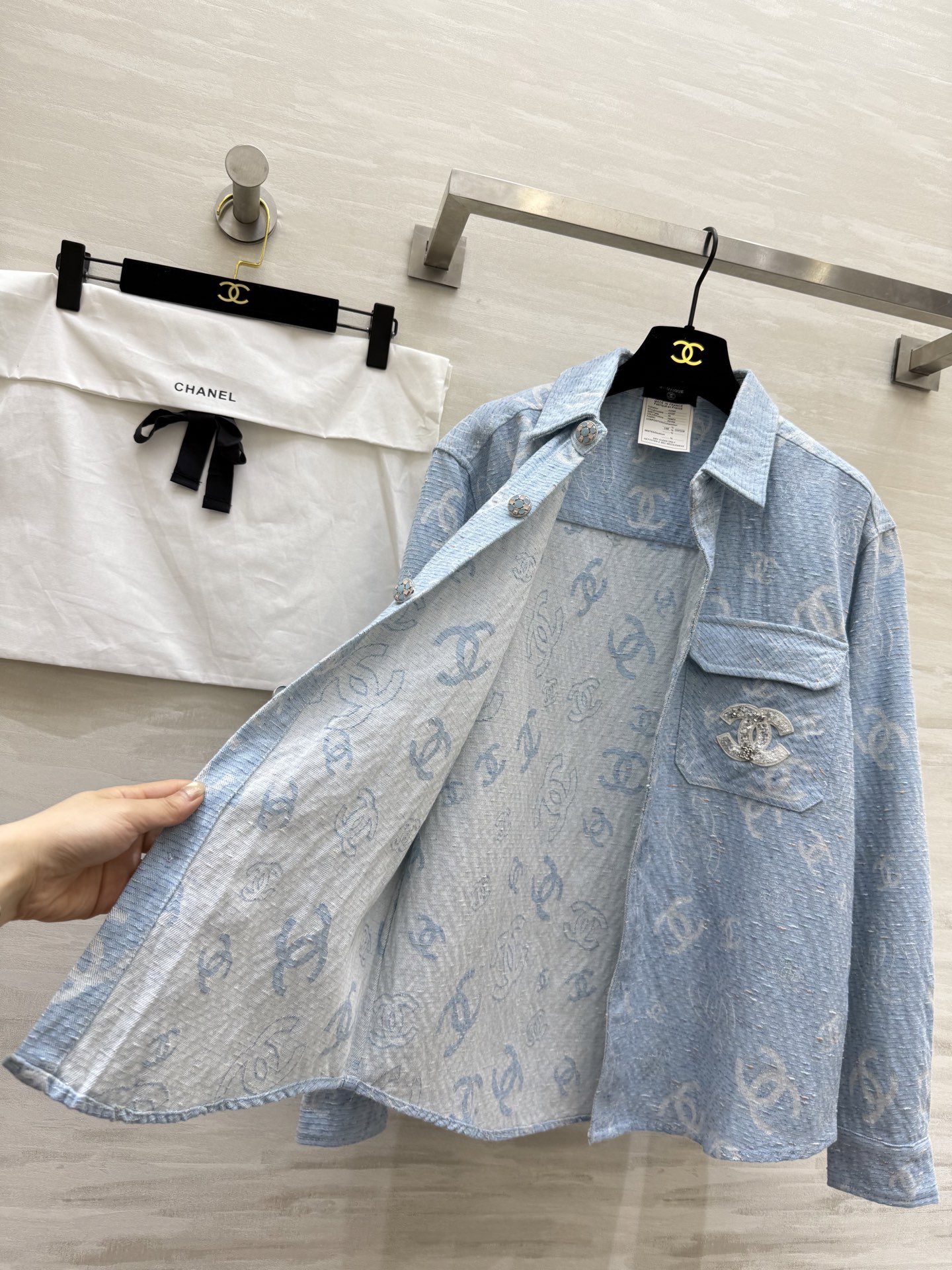 #Chane♡新款 牛仔衬衣 高品质定制 现货首发size：36/38/40（36码肩宽：45，胸围：1