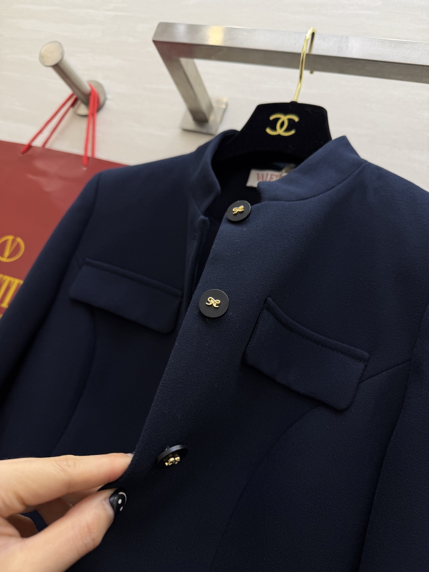 #Valentin♡²⁶新款 立领千金名媛风套装 立领+蝴蝶结纽扣设计 精致又高级 深蓝色调超显气质 外