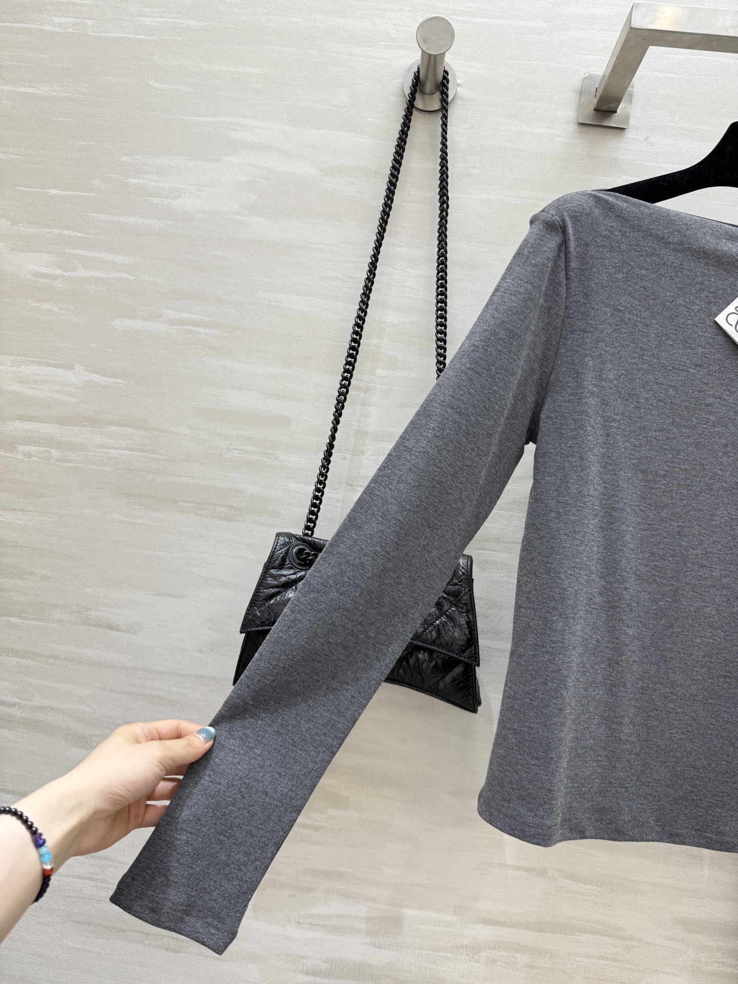 #Loew♡新款 设计感套装 时髦精必入 高品质 现货首发size：S/M/L/XL（M码肩宽：38，胸