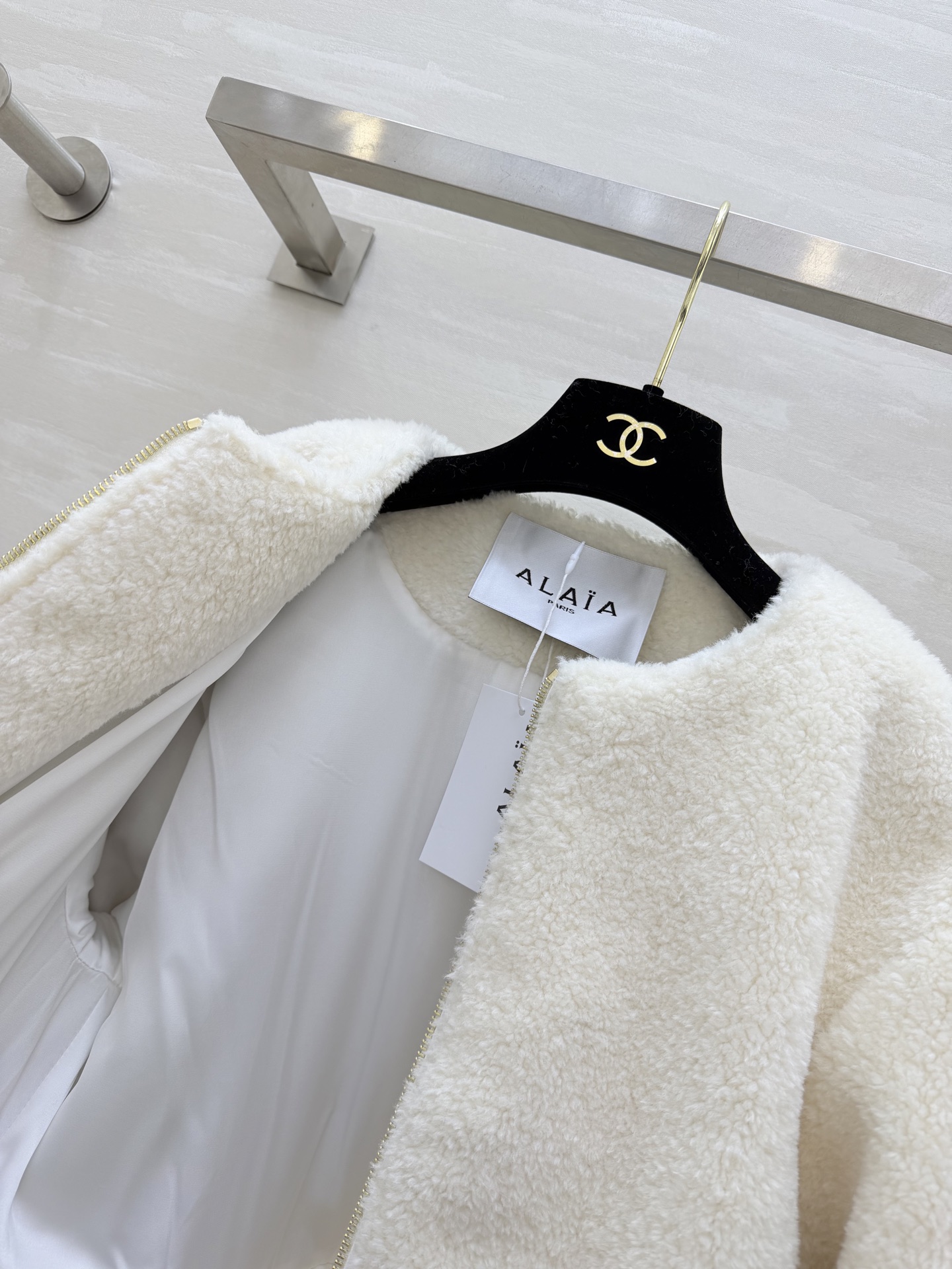 #ALA♡²⁶新款泰迪🐻羊毛混纺收腰外套 软乎乎毛茸茸超级舒服 高品质定制 现货首发size：S/M/L